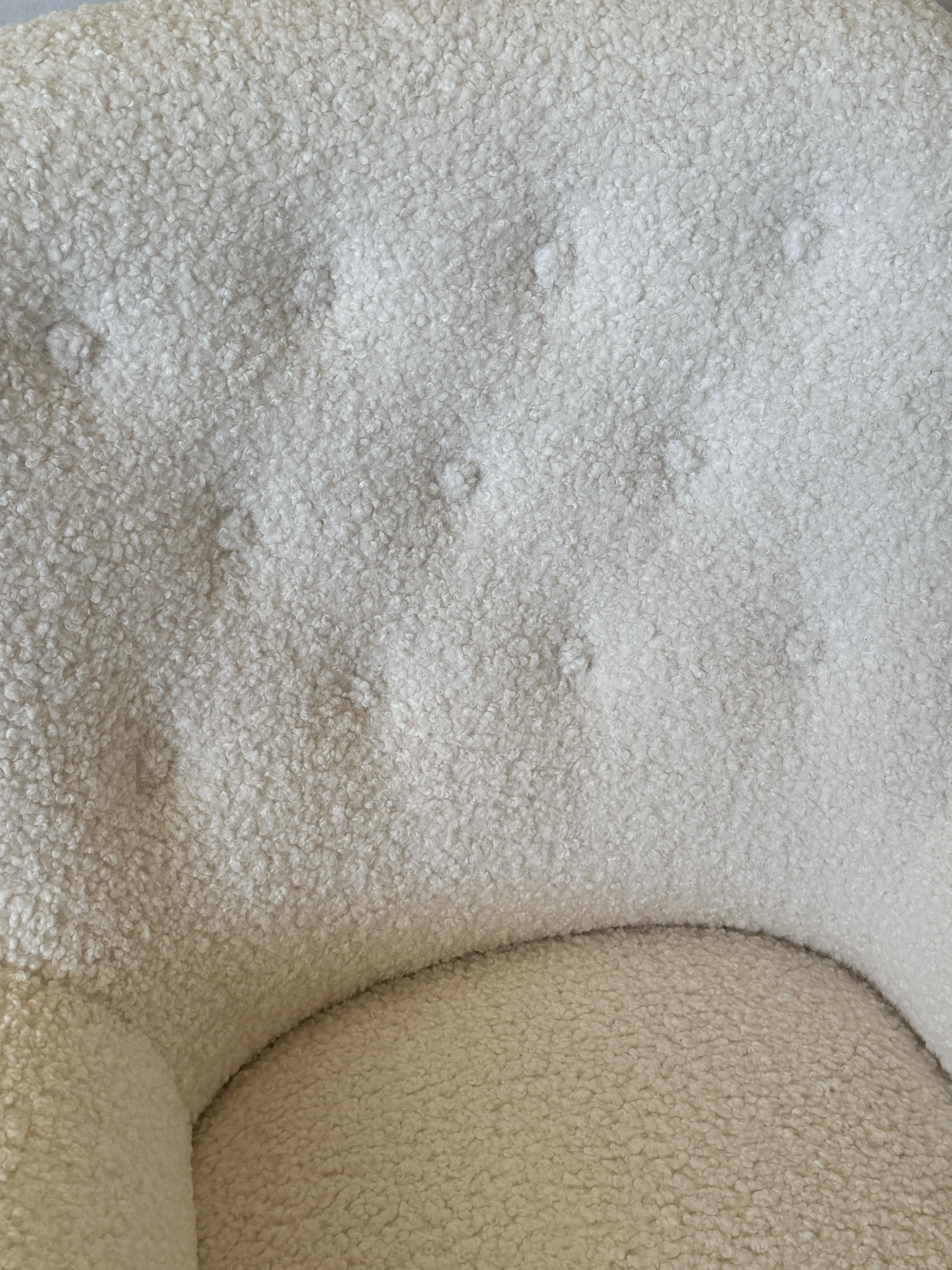 Sedie ISA Bergamo del Mid Century con rivestimento in boucle in vendita 1