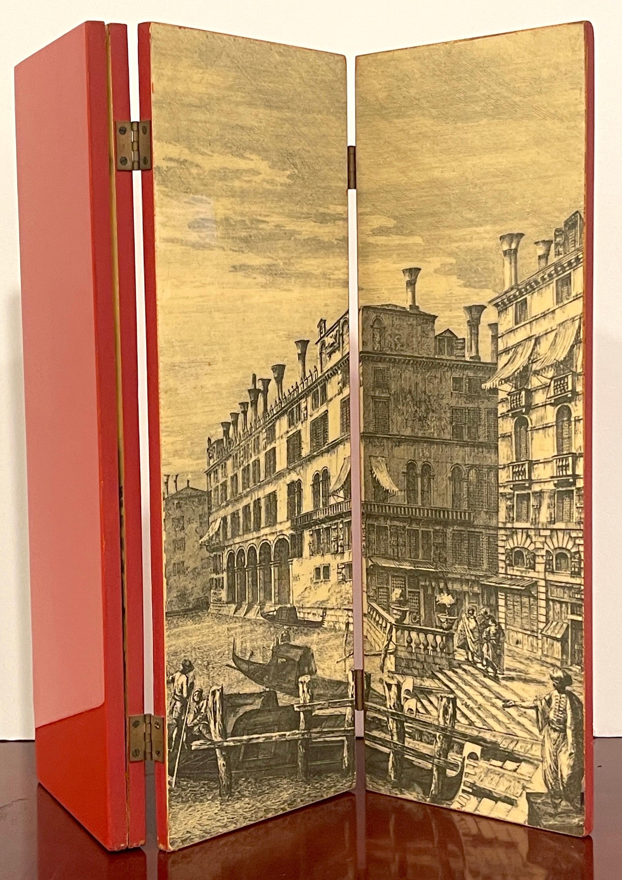 Italian Mid Century Lacquer/Vellum Table Screen, Canaletto Style View of Venice For Sale 3