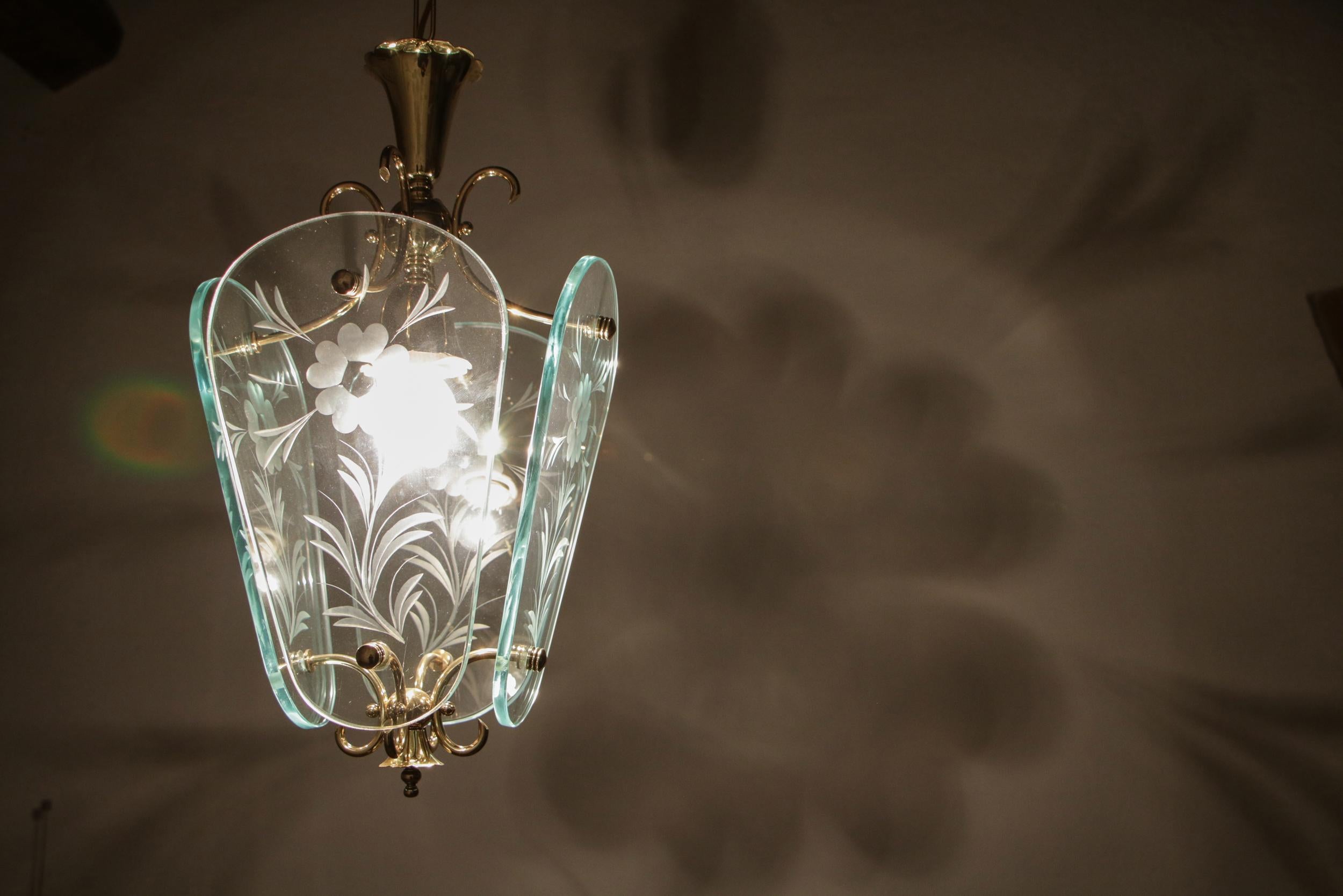 Italian Mid Century Lantern or Pendant Lamp by Pietro Chiesa for Fontana Arte For Sale 11