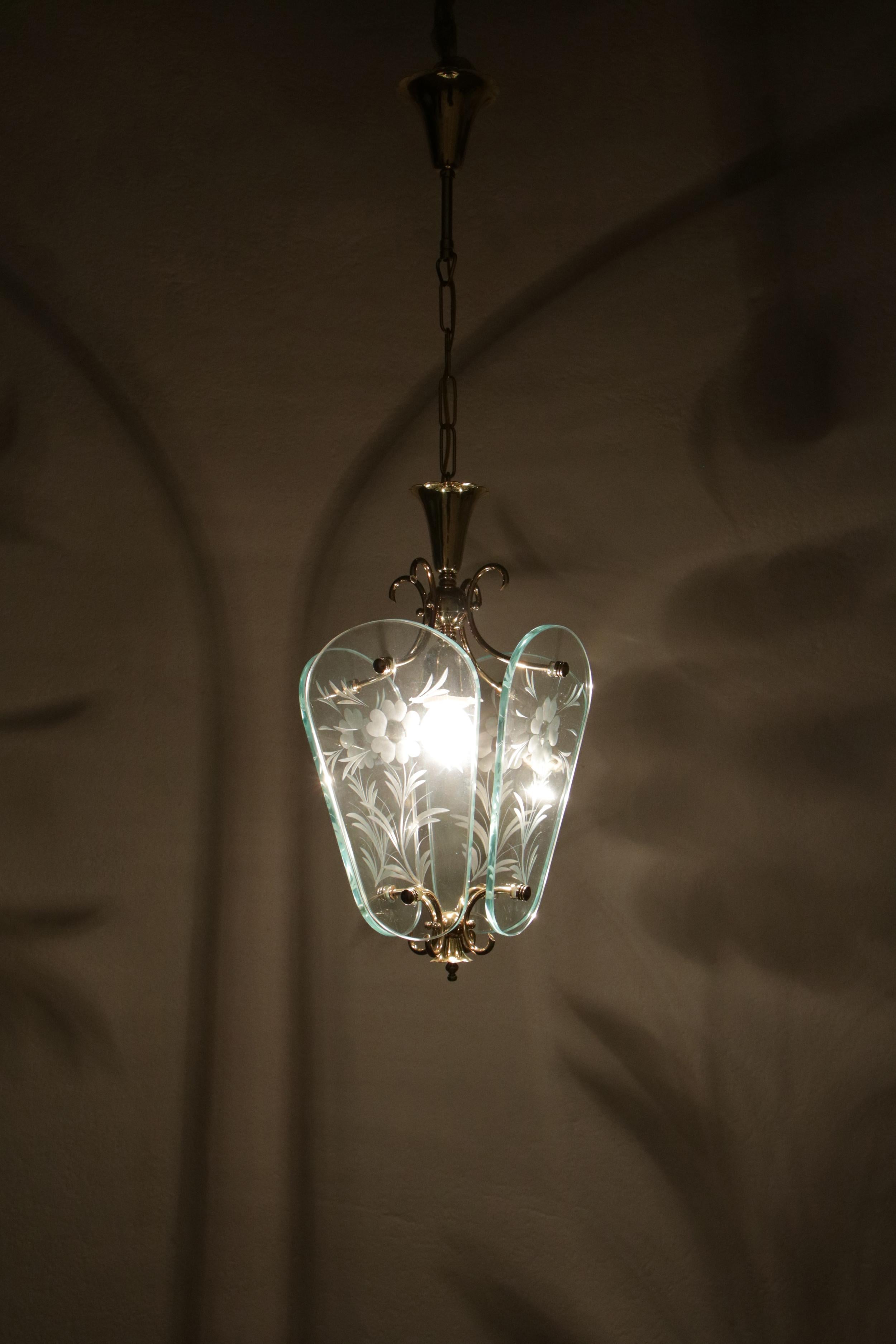 Italian Mid Century Lantern or Pendant Lamp by Pietro Chiesa for Fontana Arte For Sale 12