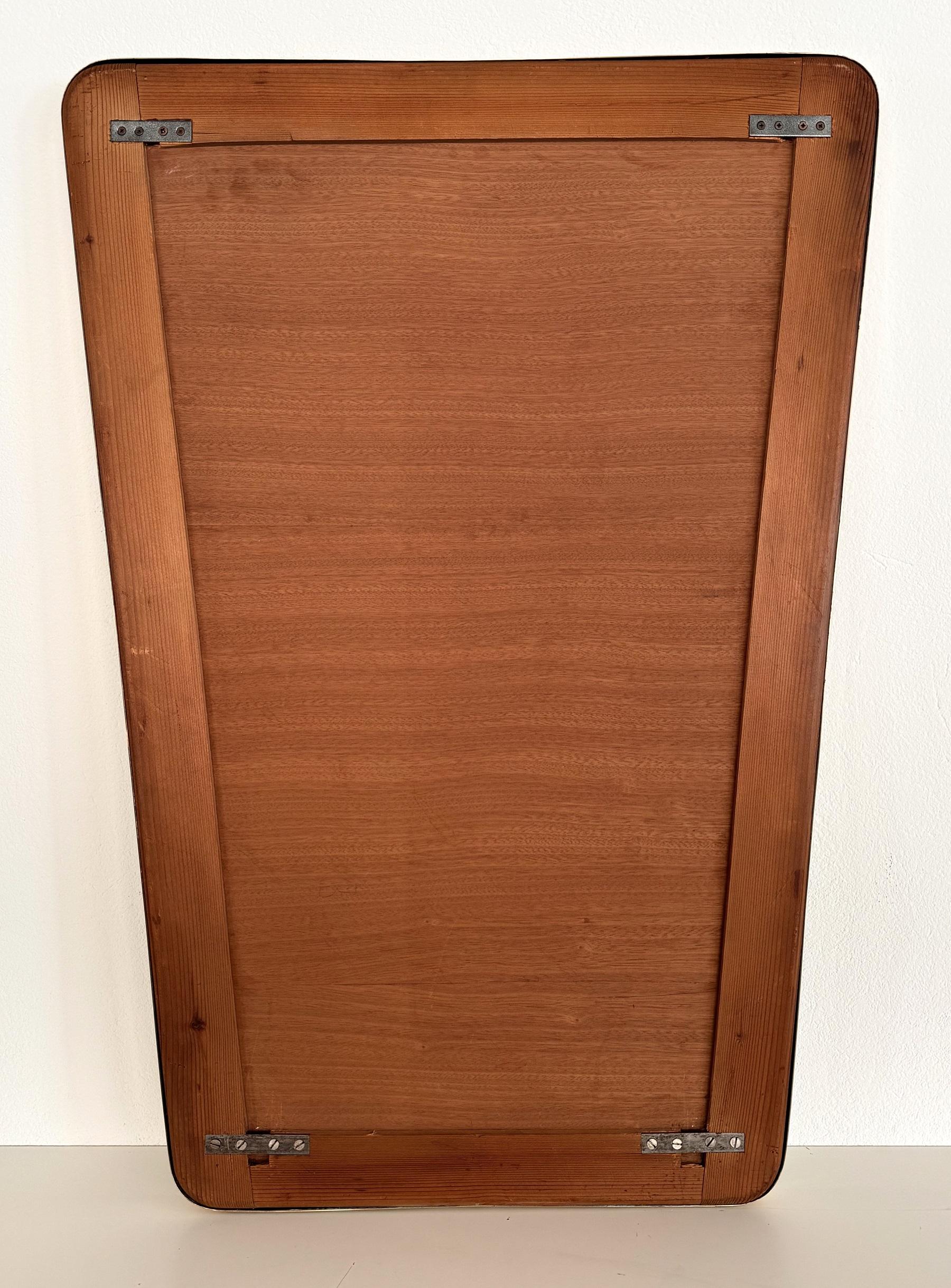 Großer italienischer Mid-Century-Wandspiegel im Vintage-Stil mit Messingrahmen, 1970 im Angebot 7
