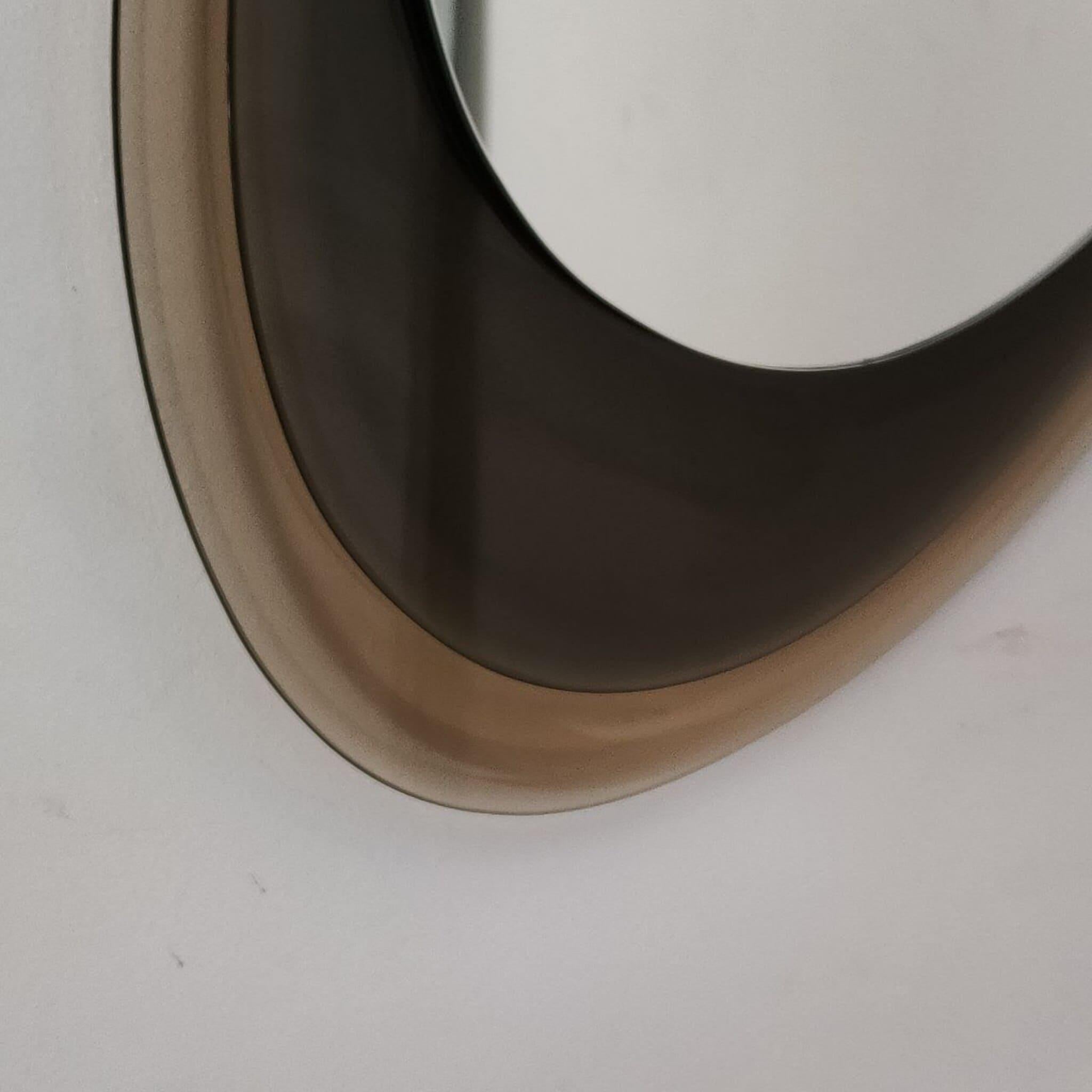 Italiano Specchio ovale in vetro stratificato della metà del secolo scorso nello stile di Cristal Arte, anni '60 in vendita