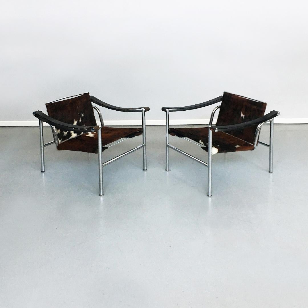 Italian midcentury LC1 armchairs by Le Corbusier for Cassina, 1929
LC1 armchairs, pair of light and compact seats, with chromed steel structure, leather back and seat and armrests in black leather.
Designed by Le Corbusier, produced by Cassina and
