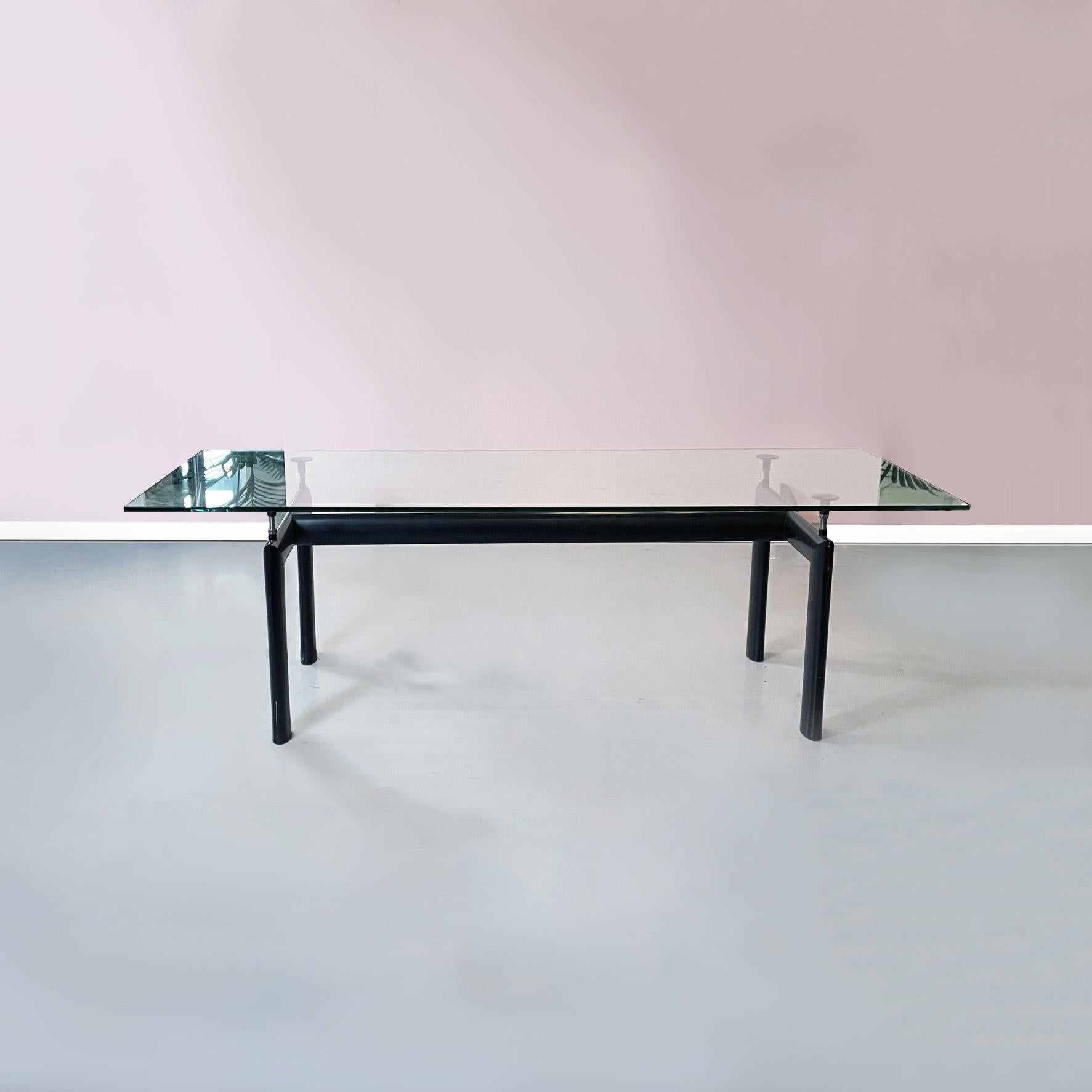 Italian mid-century LC6 table by Le Corbusier, Jeanneret and Perriand for Cassina, 1980s
LC6 rectangular dining table with glass piano and oval structure in black painted steel. The glass piano has rounded corners.
Produced by Cassina in 1980s and