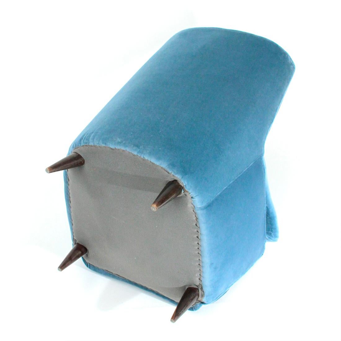 Italian Midcentury Light Blu Velvet Armchair, 1950s 3