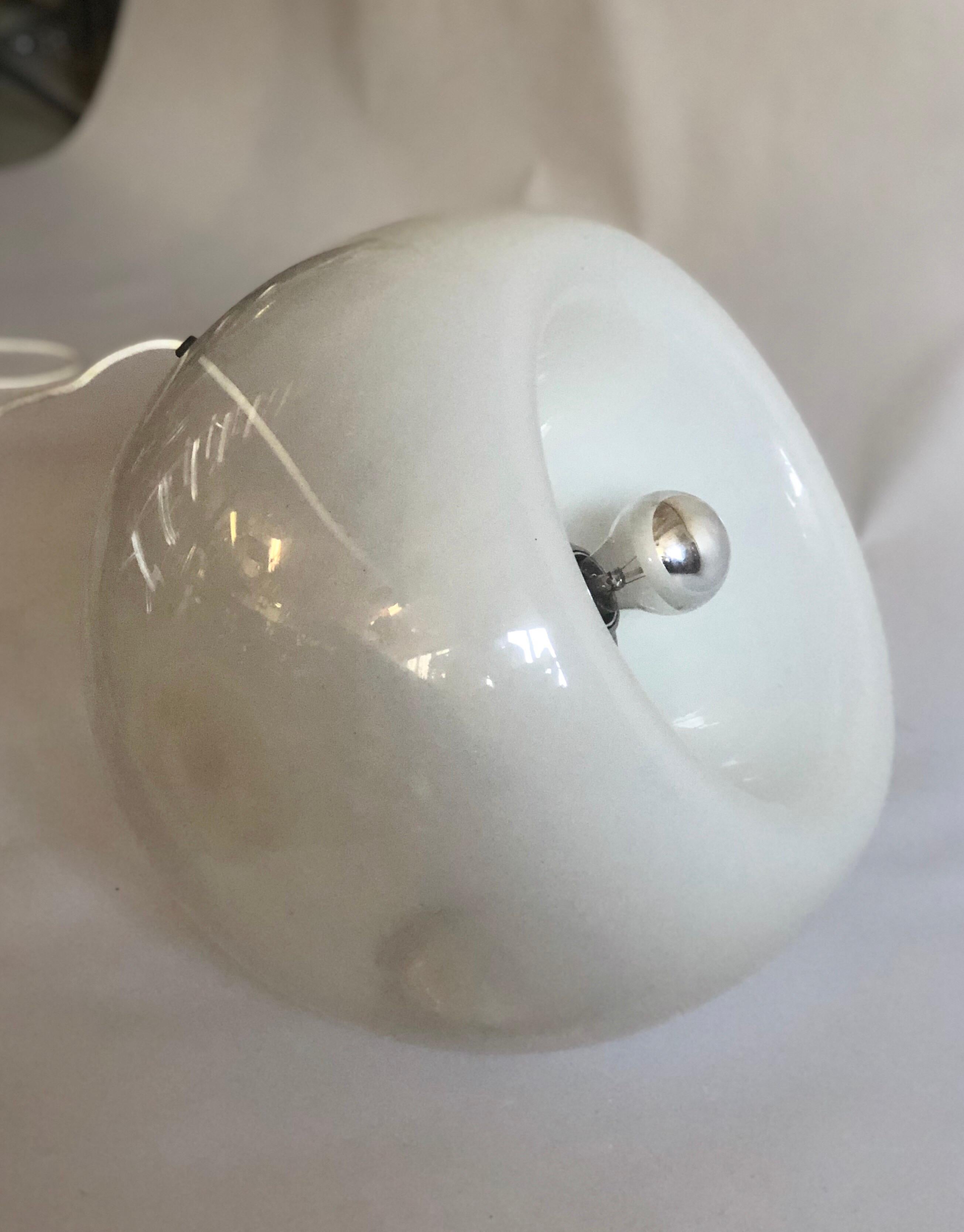 Important Italian Mid-Century Modern hand blown glass light sculpture called 'Vacuna' for use as floor lamp or table / desk lamp designed by Eleonore Peduzzi-Riva for Artemide, 1968. 

Vacuna was an innovative piece. It united light sculpture with