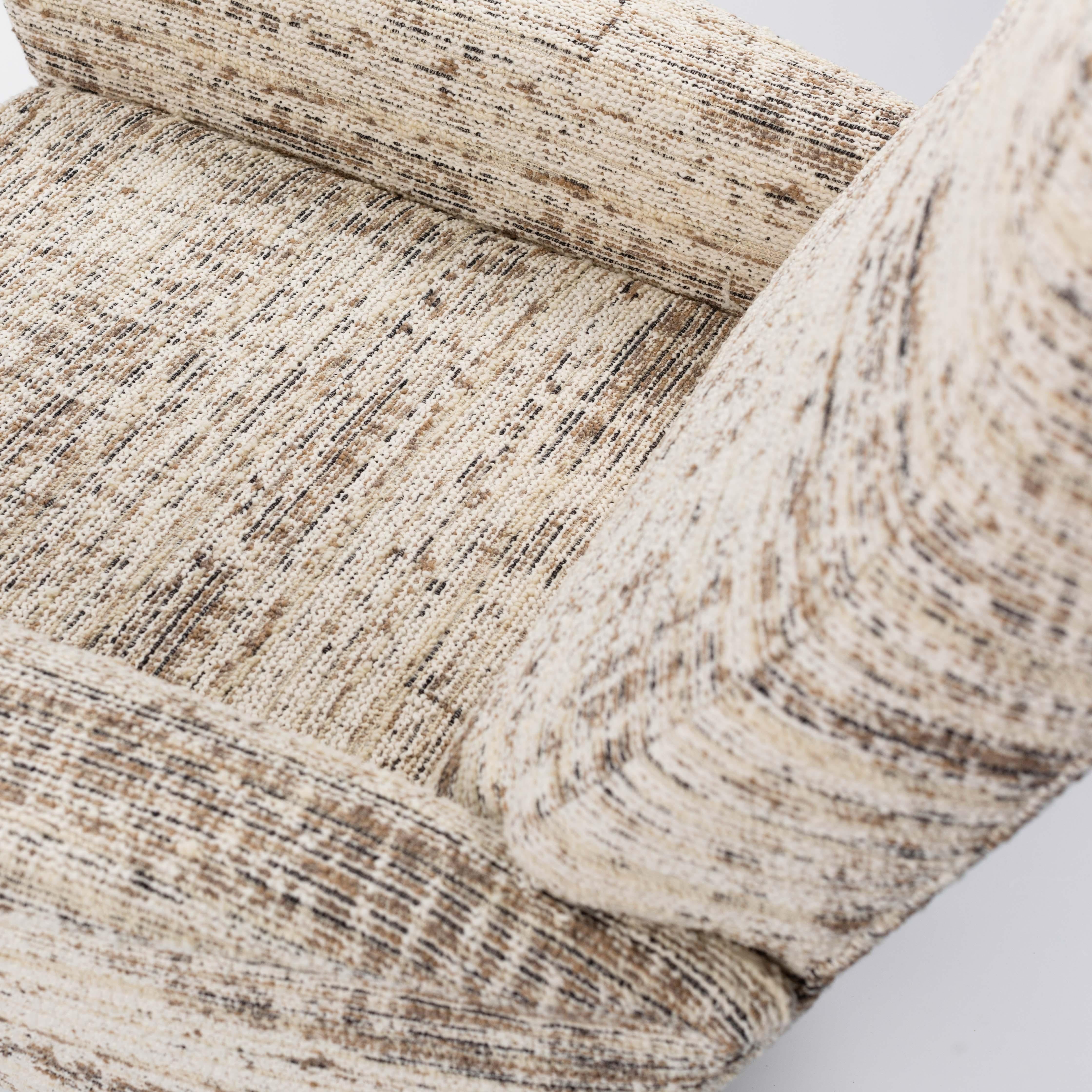 Italian Mid-Century Linear Shaped Armchair Off-White Bouclé Fabric, 1950s For Sale 2
