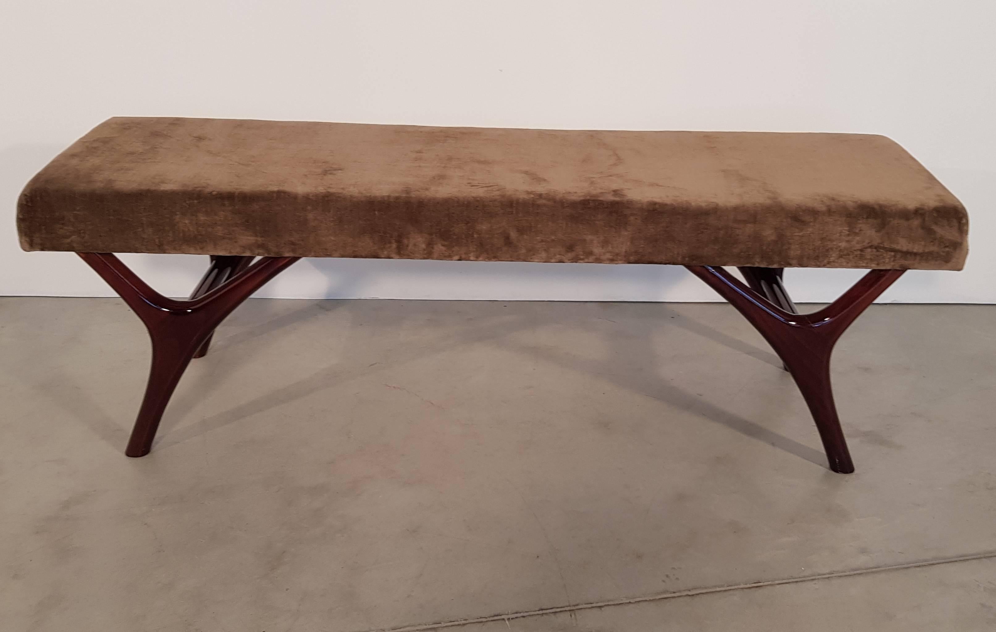Mid-Century Modern Italian Midcentury Long Bench on Lacquered Solid Beechwood Legs For Sale