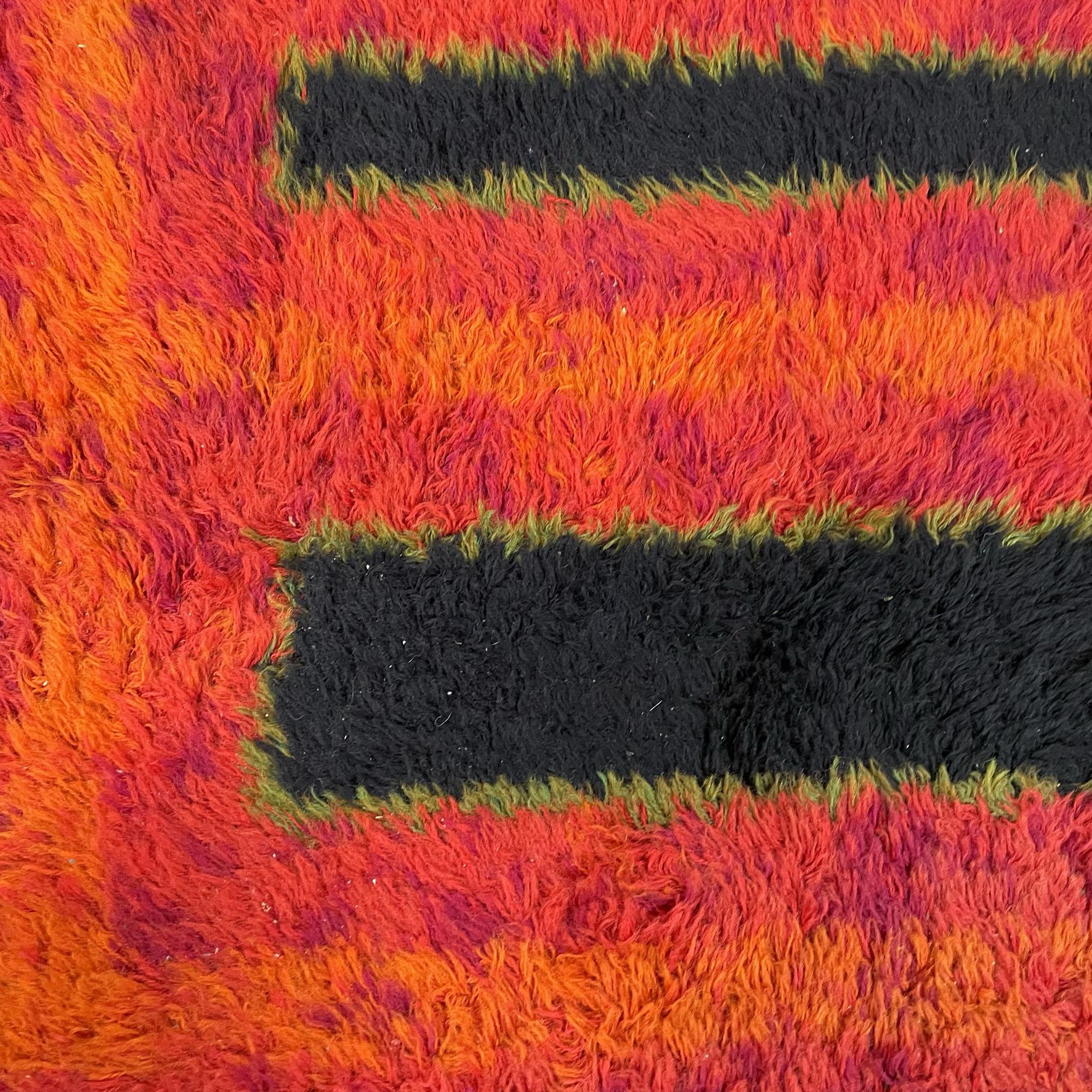 Italian Mid-Century Long Pile Carpet, 1980s 2