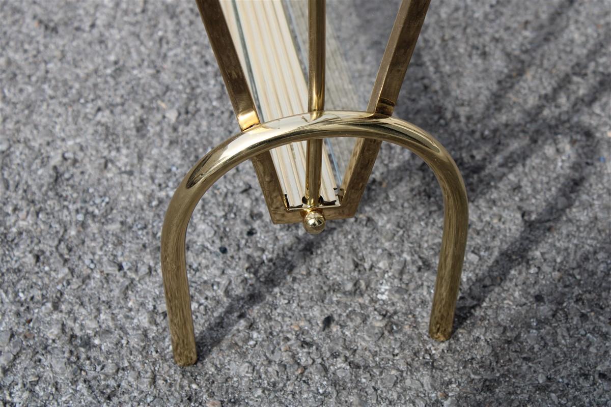 Italian Midcentury Magazine Rack Brass Gold Italian Design Transparent Glass For Sale 1
