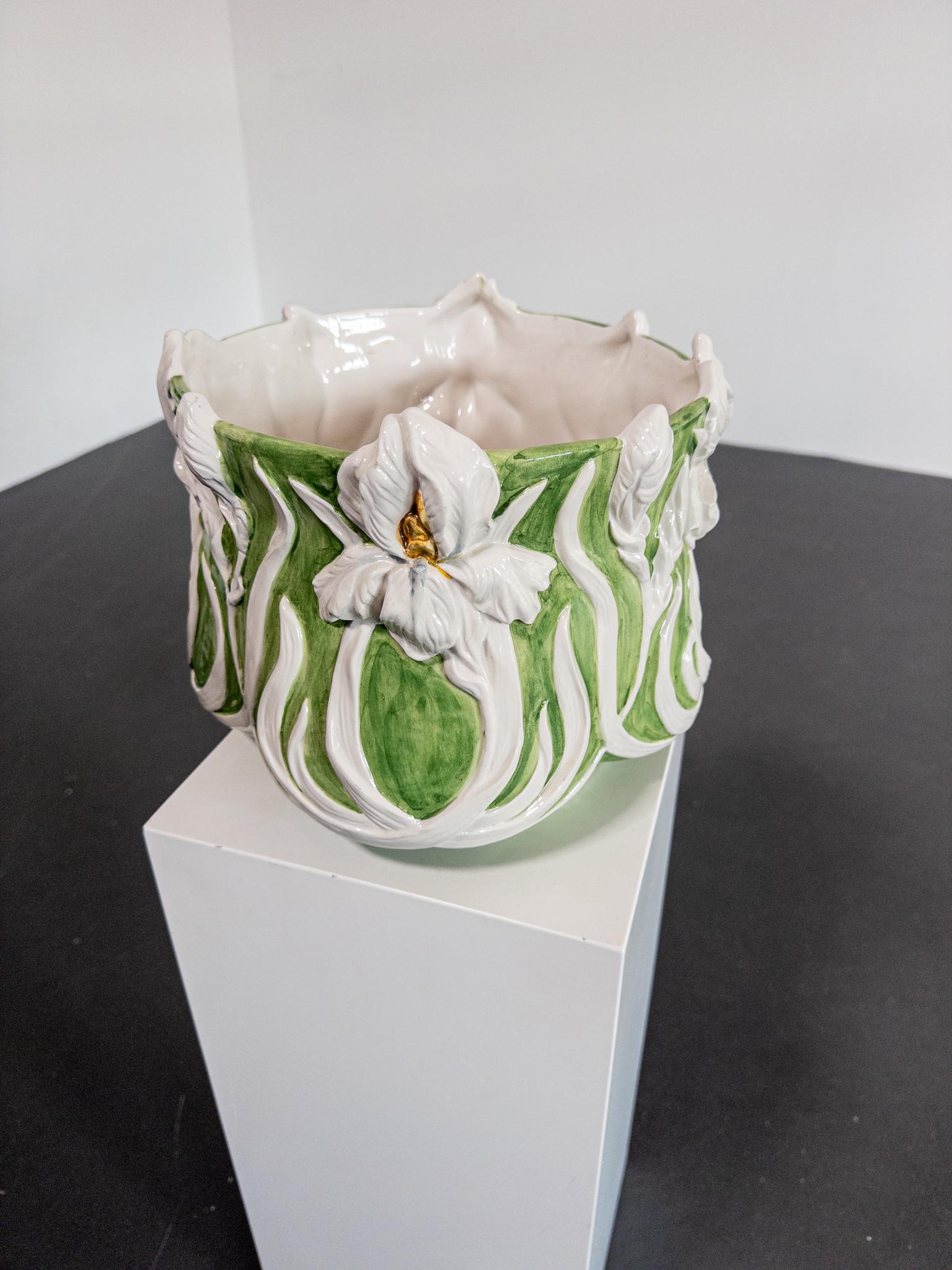 Italian Mid-Century Majolica Cachepot with Iris Relief, c. 1950s–70s For Sale 7
