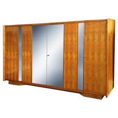 Italian Mid-Century maple Wardrobe with mirrors by Dassi with Gio Ponti, 1950s