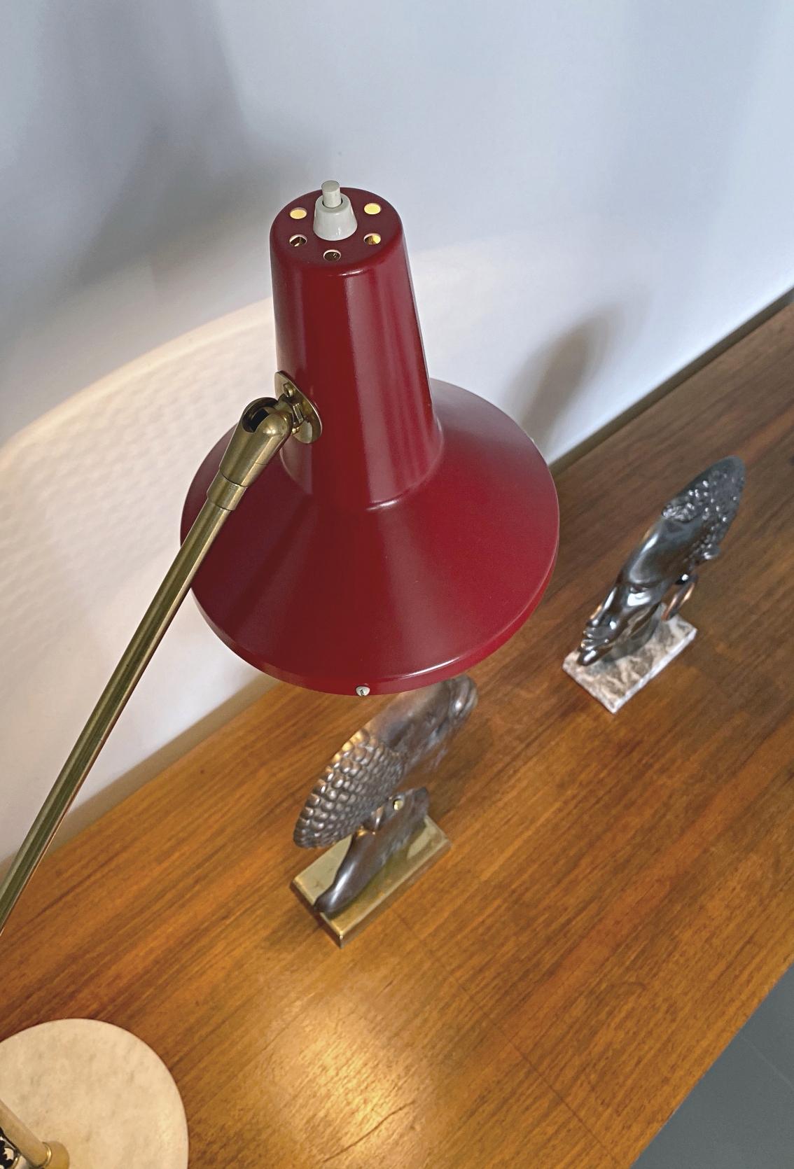 Italian Midcentury Marble Based Brass Designer Table Lamp, 1950s, Italy In Excellent Condition For Sale In Biebergemund, Hessen