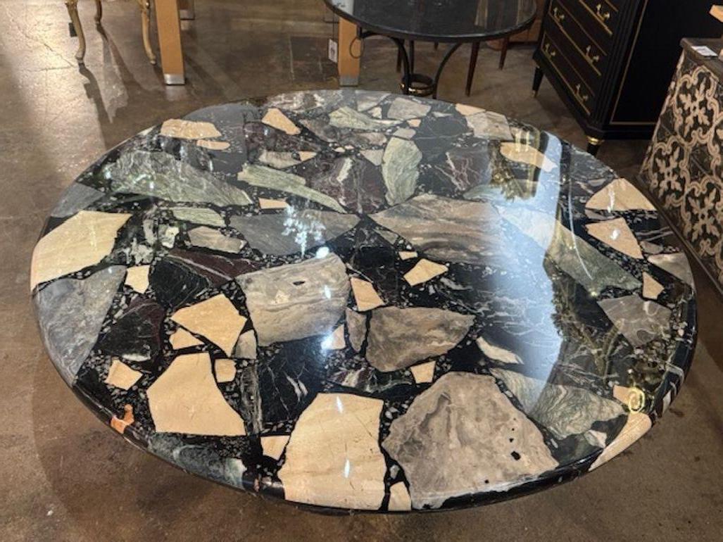Marbre Table centrale italienne en marbre du milieu du siècle en vente
