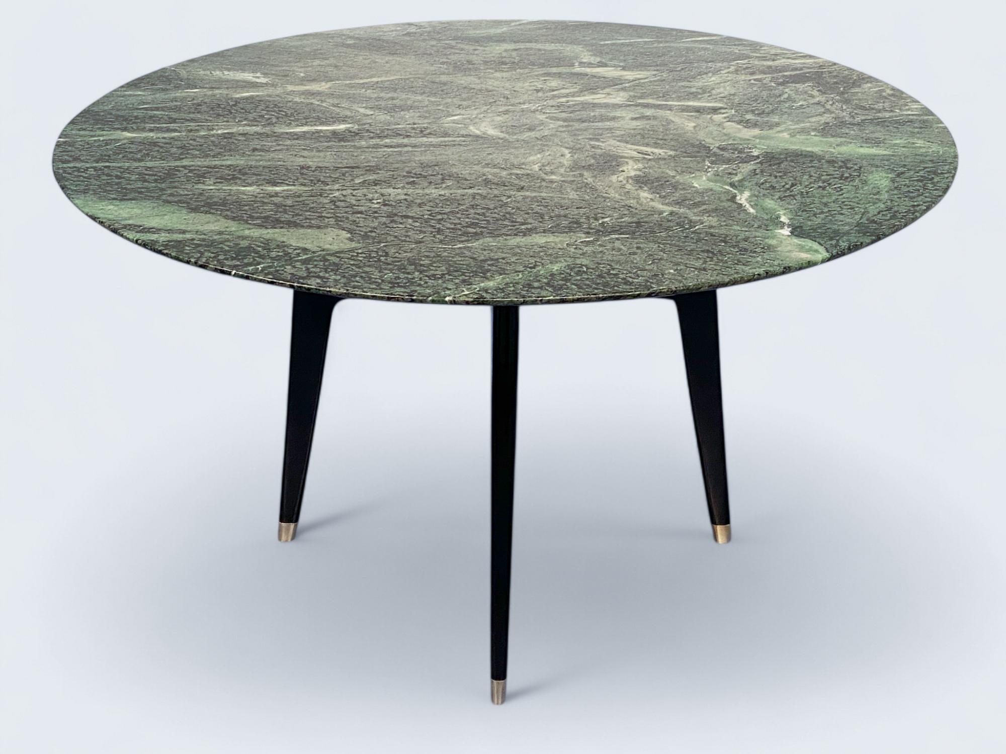 Italian Mid-Century  Marble Round Support or Center Table, by  Dassi 1950s For Sale 3