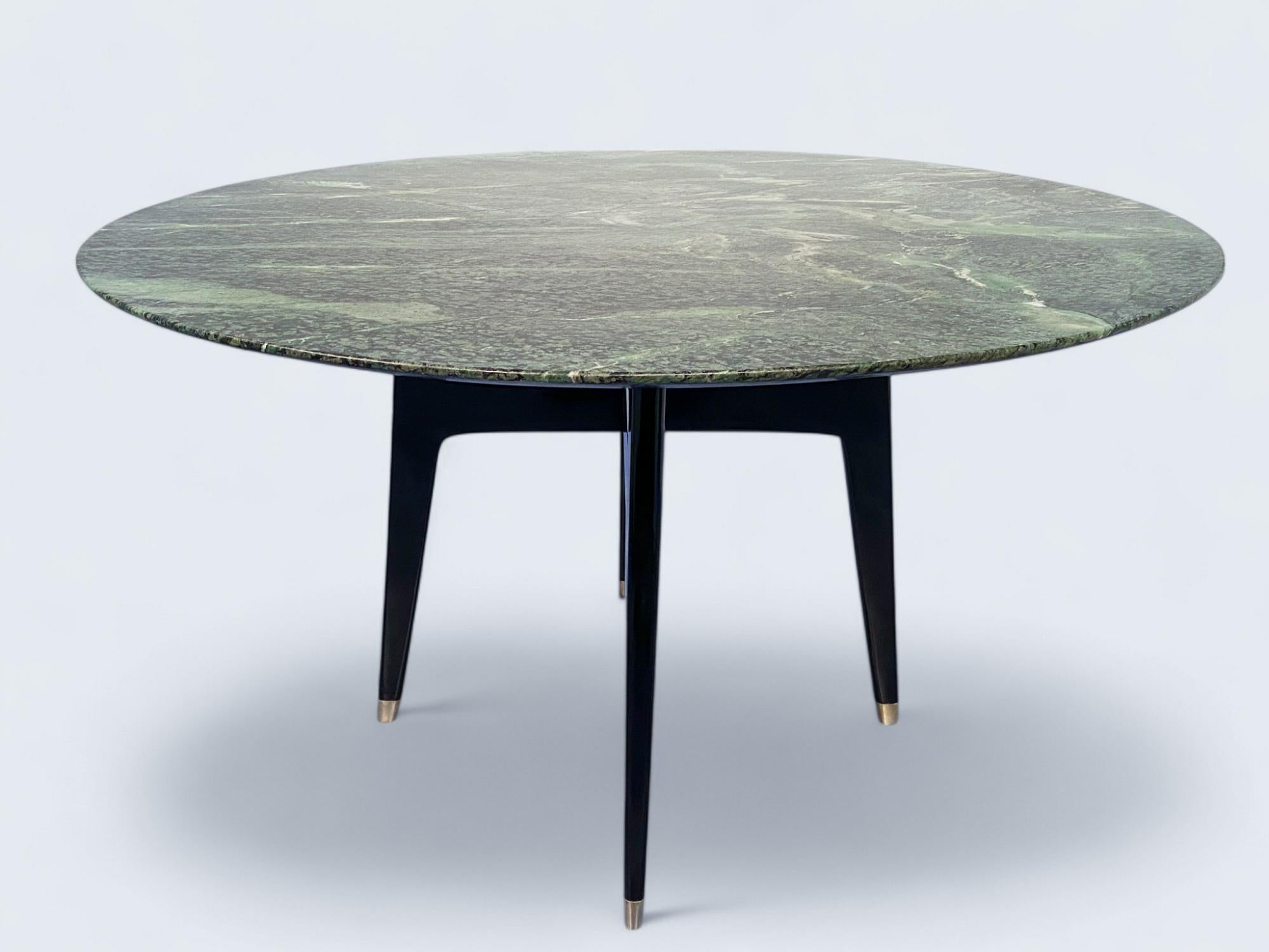 Italian Mid-Century  Marble Round Support or Center Table, by  Dassi 1950s For Sale 10
