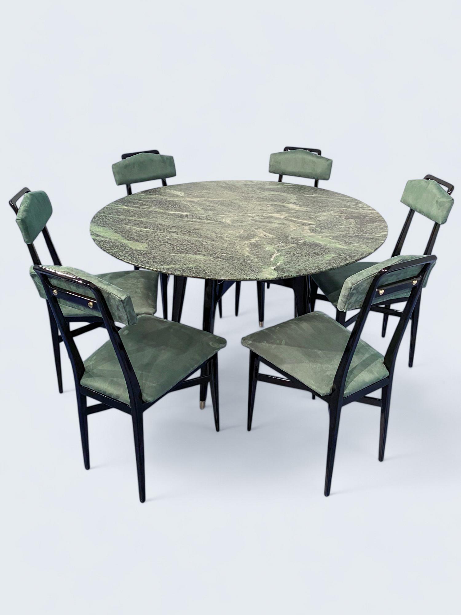 Italian Mid-Century  Marble Round Support or Center Table, by  Dassi 1950s For Sale 13