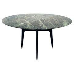 Italie du milieu du siècle  Support ou table centrale ronde en marbre, par  Dassi 1950s