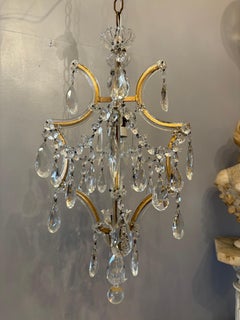 Italienischer Maria-Theresia-Kristalllüster aus der Jahrhundertmitte