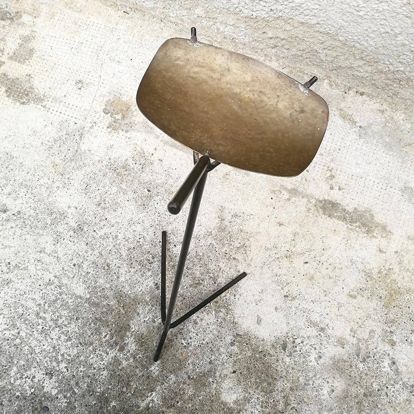 Italian Midcentury Metal Rod and Brass Leaf Ashtray, 1950s In Good Condition In MIlano, IT