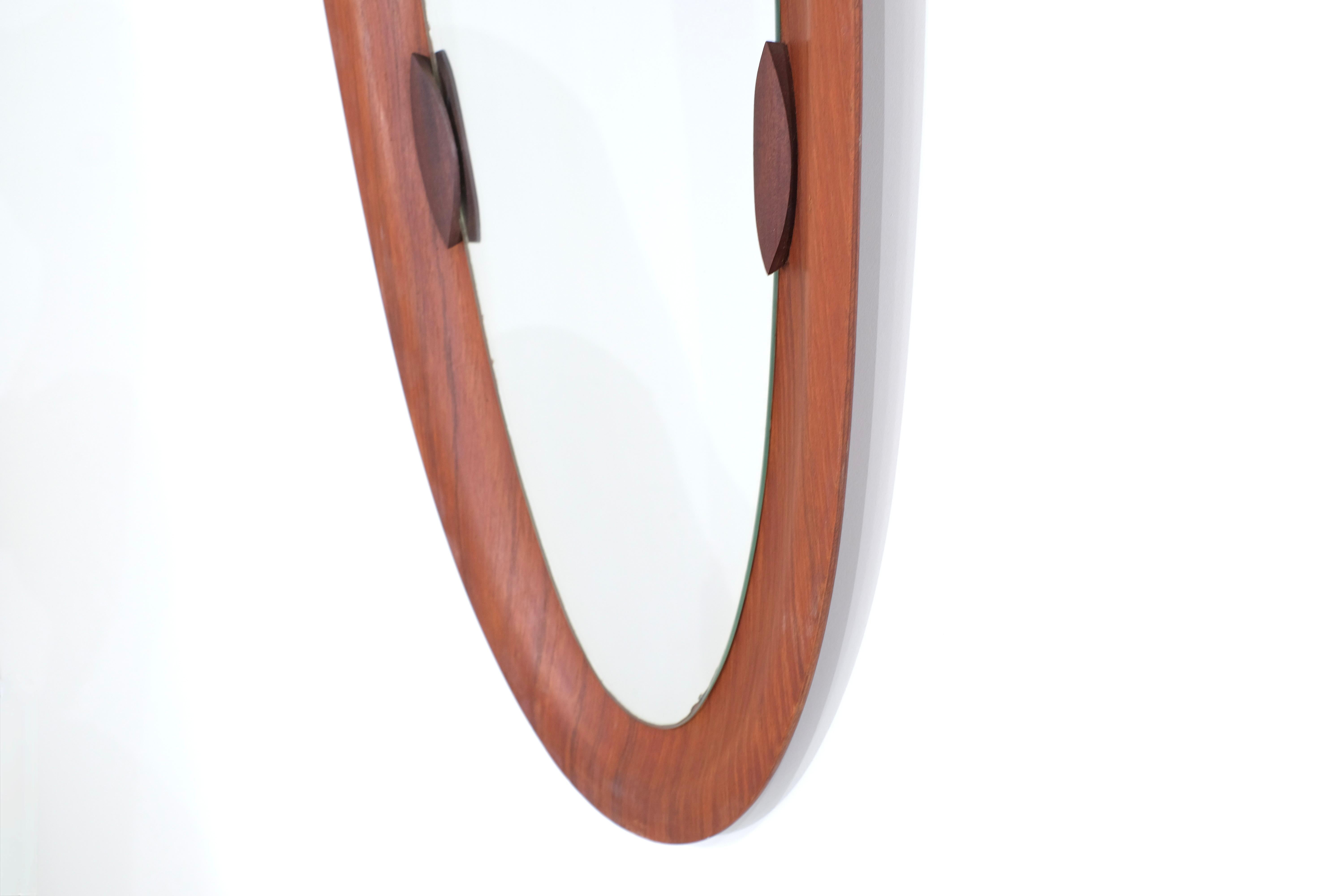 XX secolo Specchio italiano di metà secolo in legno, Italia - Anni '60 in vendita
