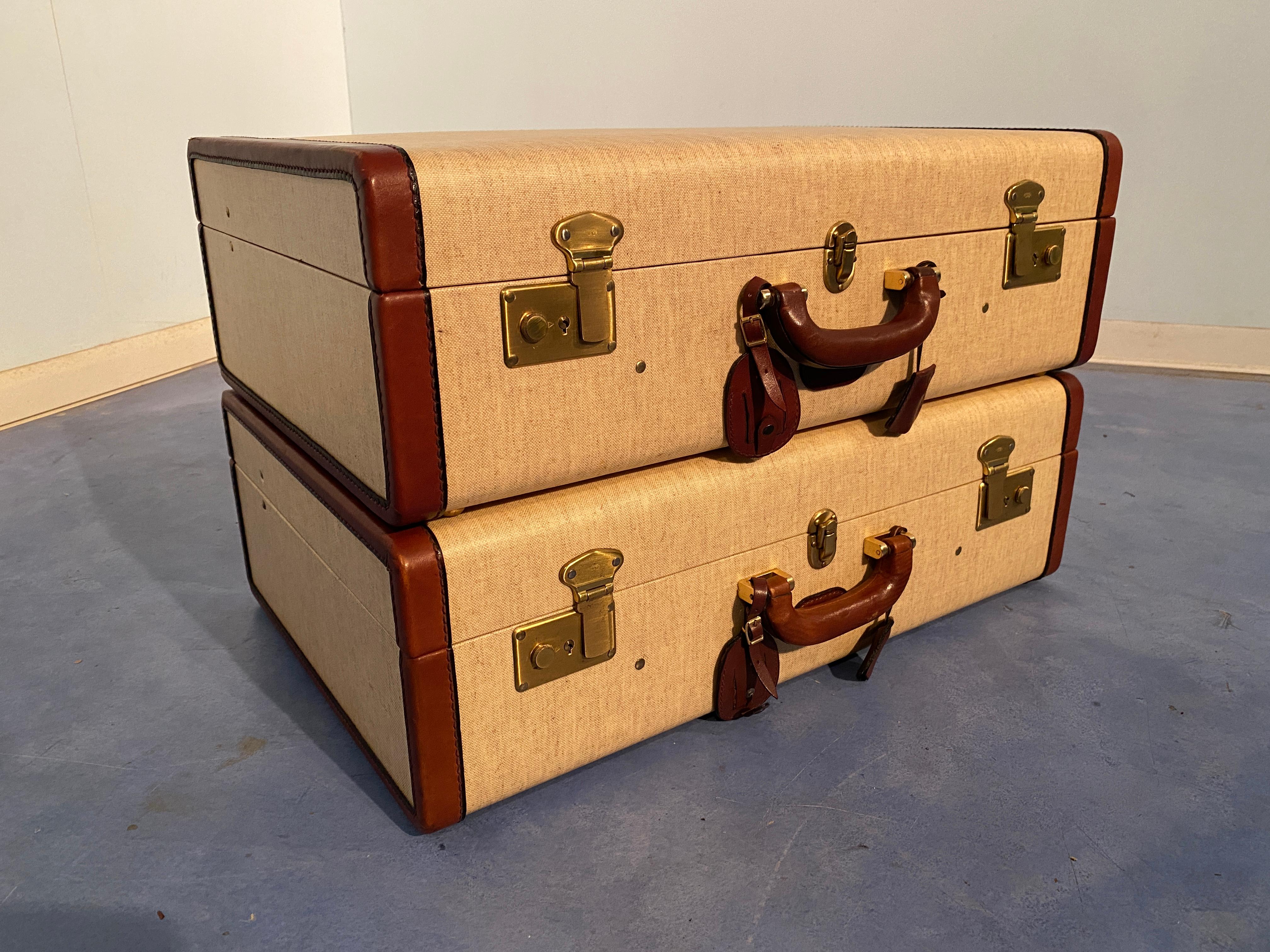 Italienische Mid-Century Moder Koffer oder Koffer Mlange Farbe, Satz von zwei, 1960 (Leder) im Angebot