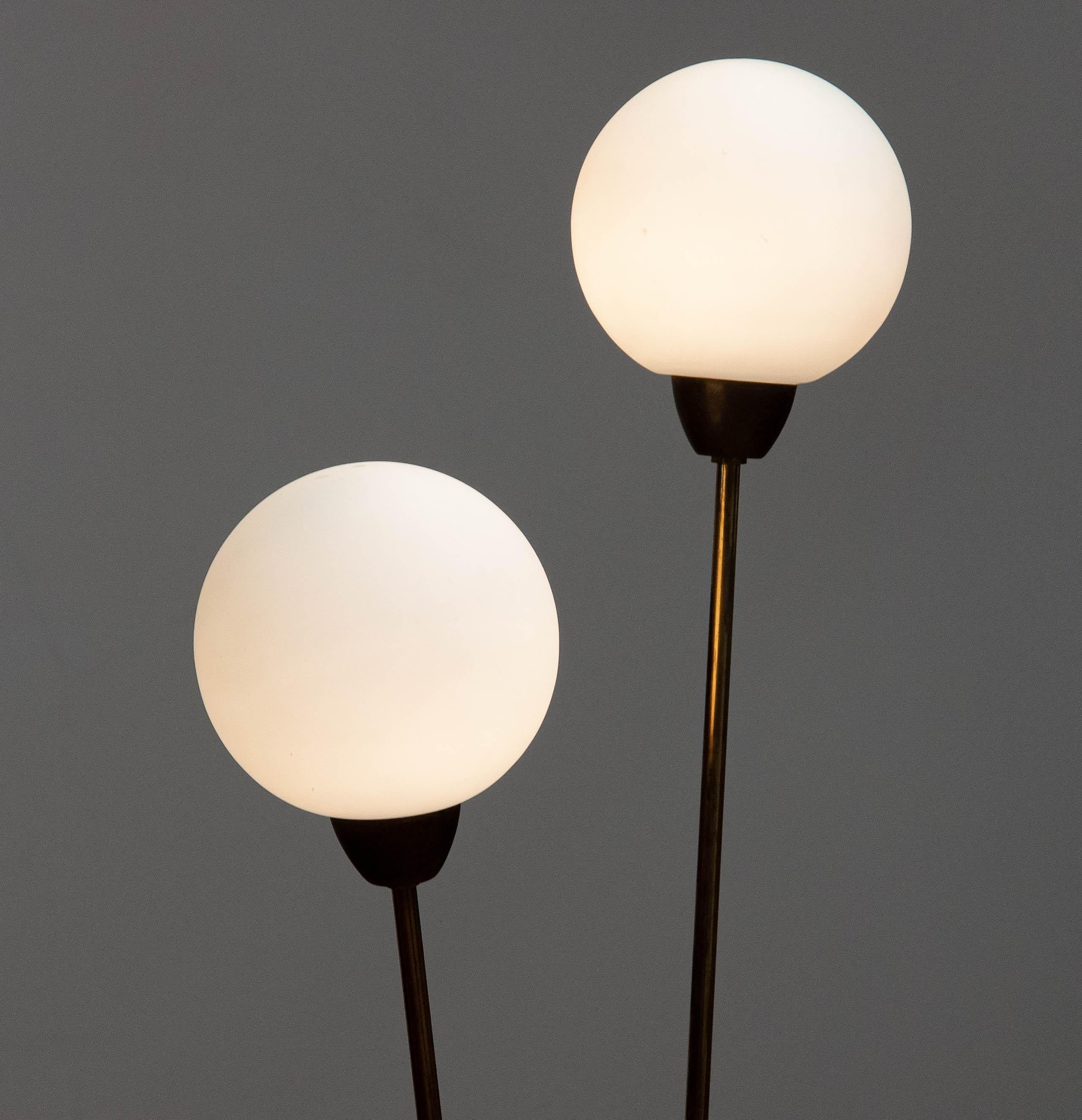 Mid-Century Modern Moderen Opal, Brass And Marble 'Petit Arboletto' By Stilnovo. Italy 1960s For Sale