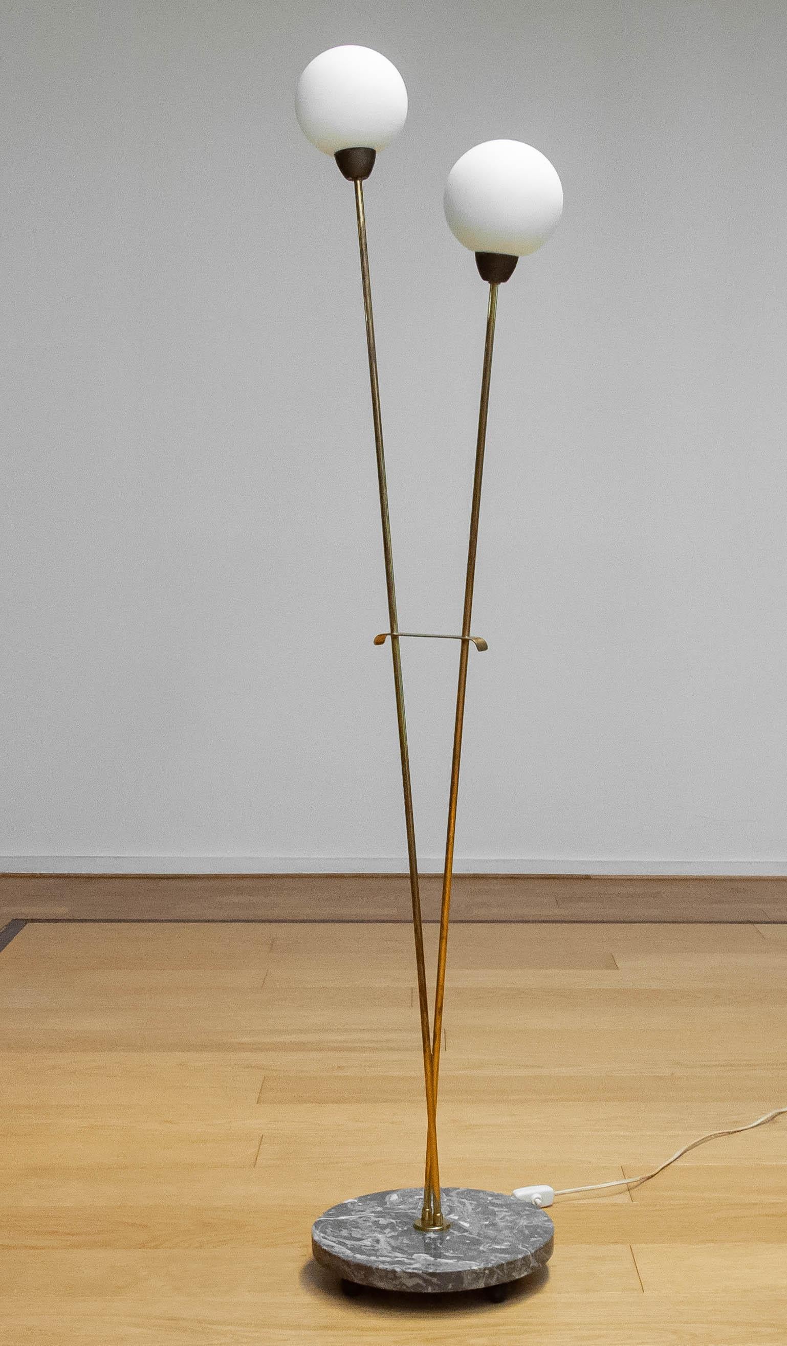 20th Century Moderen Opal, Brass And Marble 'Petit Arboletto' By Stilnovo. Italy 1960s For Sale