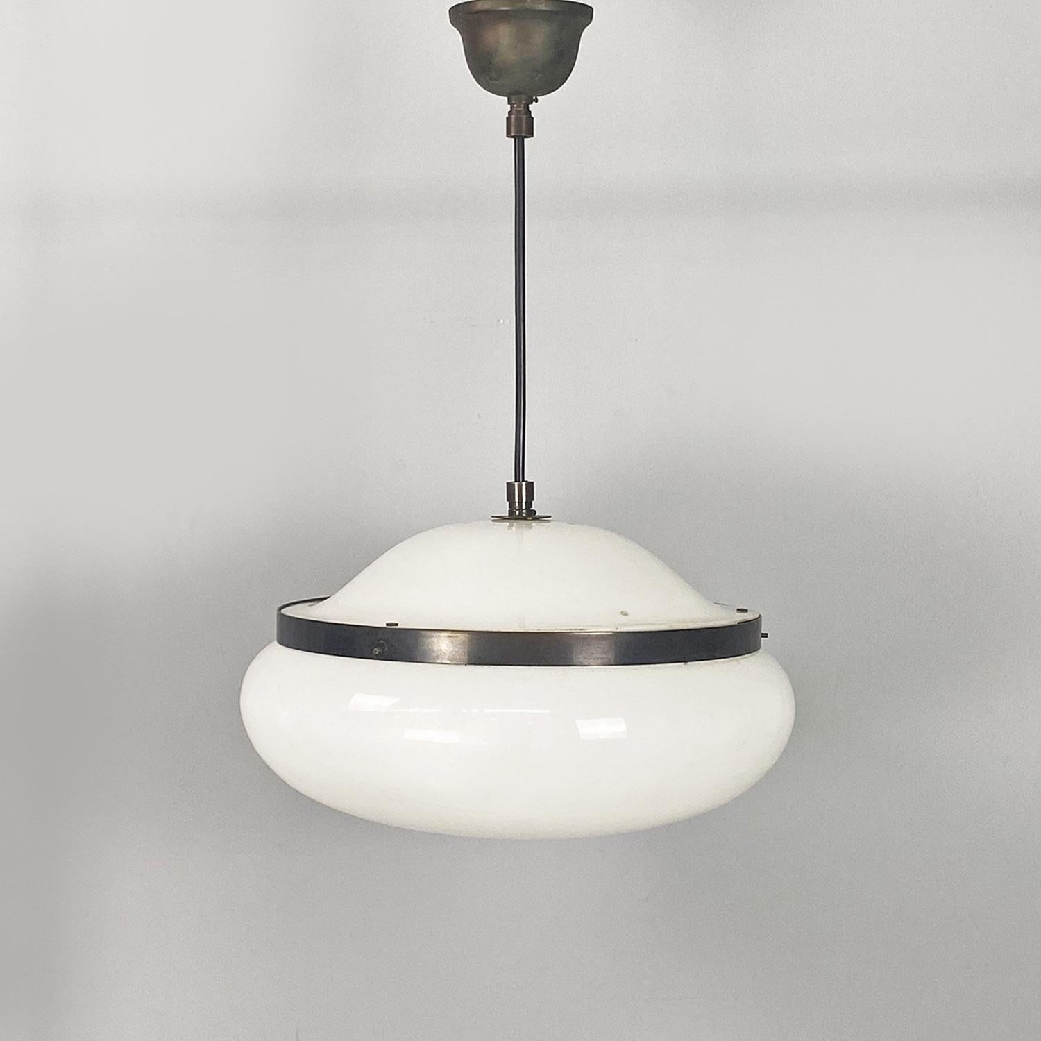 Metà XX secolo Lampadario 2/5 della metà del secolo scorso di GPA Monti Studio per Kartell, 1959 in vendita