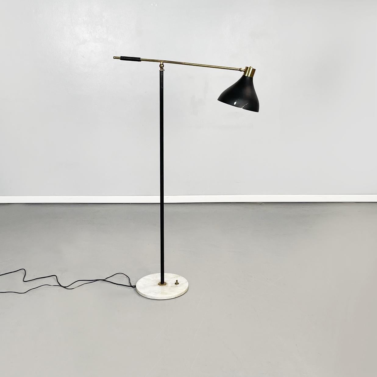 Italian Mid-Century Modern Adjustable Brass Metal Floor Lamp by Stilux, 1950s In Good Condition For Sale In MIlano, IT