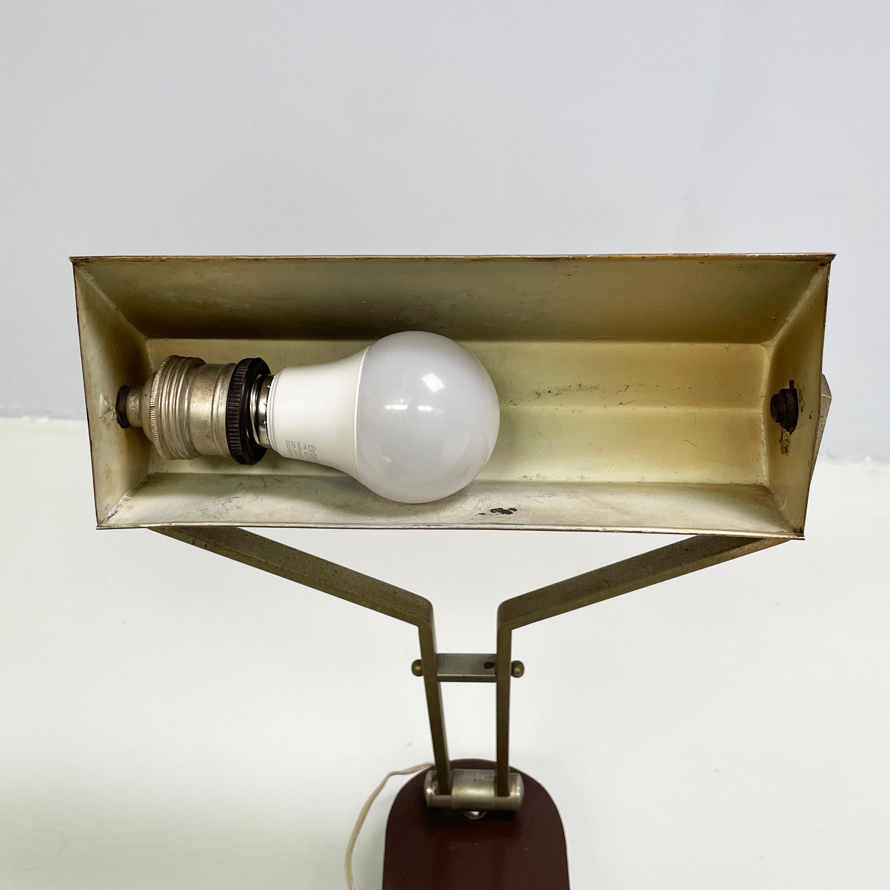 Lampada da scrivania o da tavolo regolabile in metallo marrone, anni '30. in vendita 3