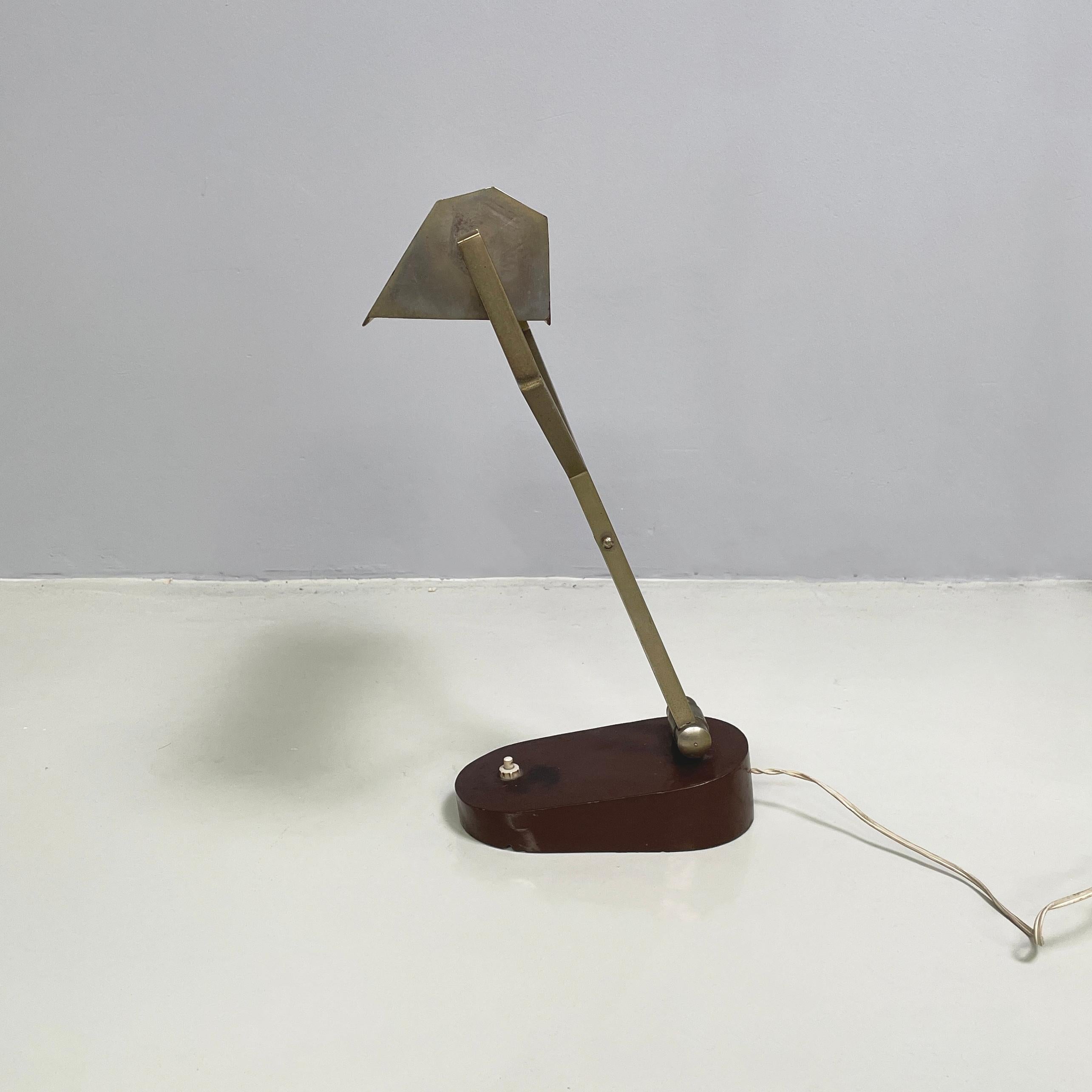 Metallo Lampada da scrivania o da tavolo regolabile in metallo marrone, anni '30. in vendita
