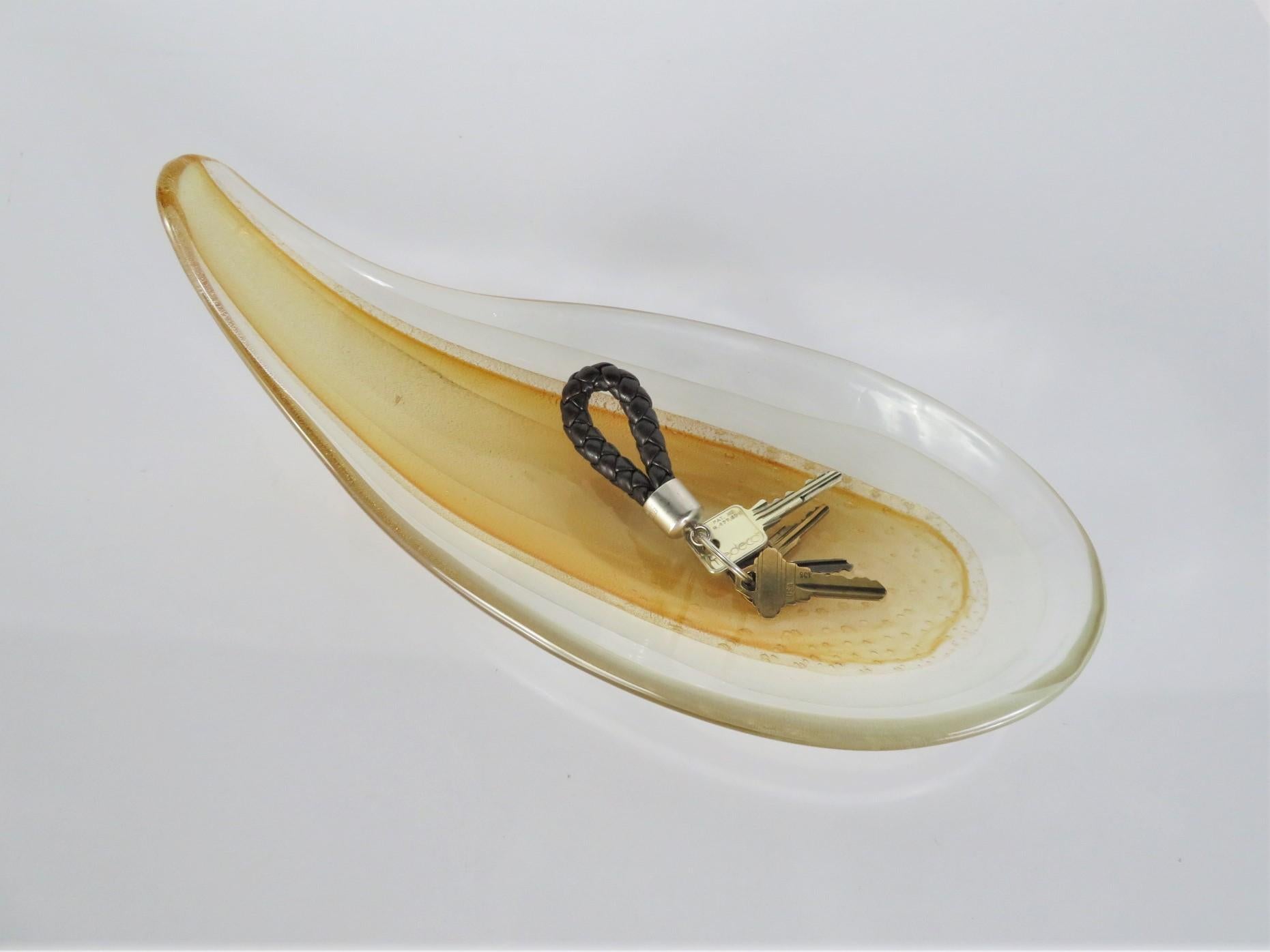 Italian Mid-Century Modern Amorphic Murano Glass Shallow Bowl Seguso 1960s For Sale 3