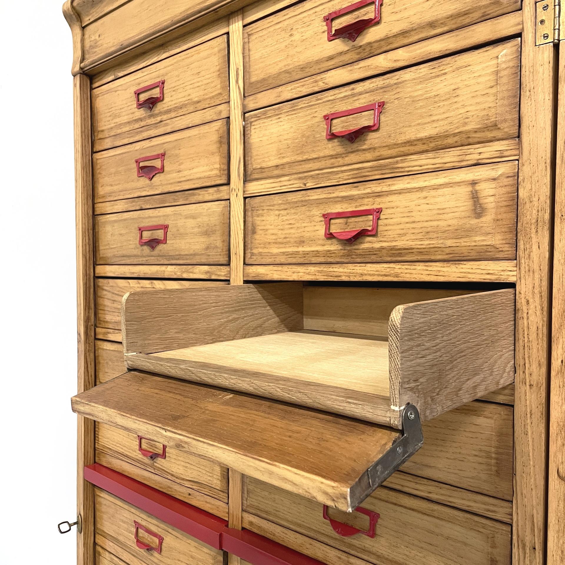 Metal Italian mid-century modern archive cabinet in wood and red metal, 1940s For Sale