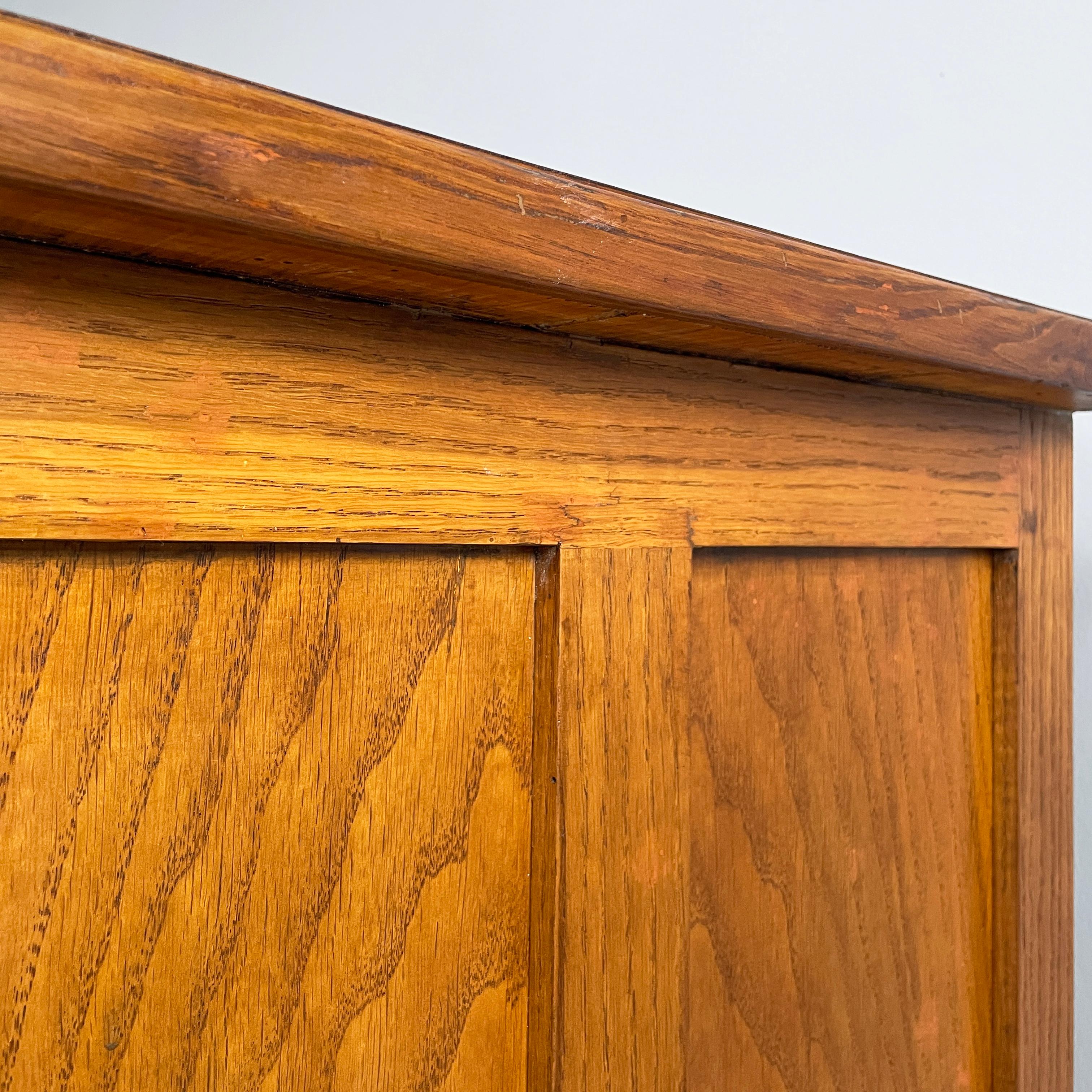 Italian mid-century modern archive cabinet with shutter opening in wood, 1940s For Sale 7