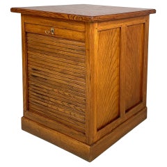 Italienischer Archivschrank aus der Mitte des Jahrhunderts mit Rollladenöffnung aus Holz, 1940er Jahre