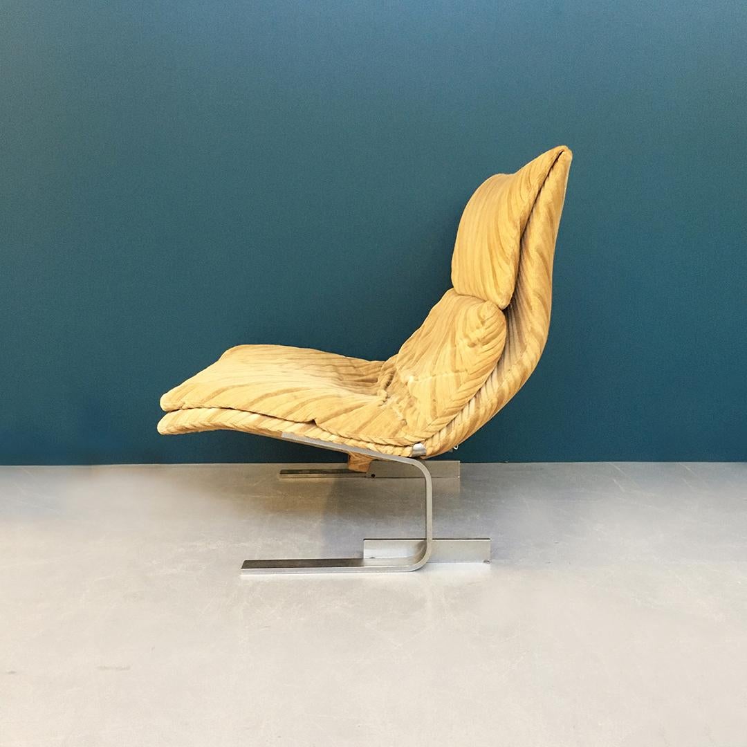 Late 20th Century Italian Mid-Century Modern Armchair by Giovanni Offredi for Saporiti, 1970s