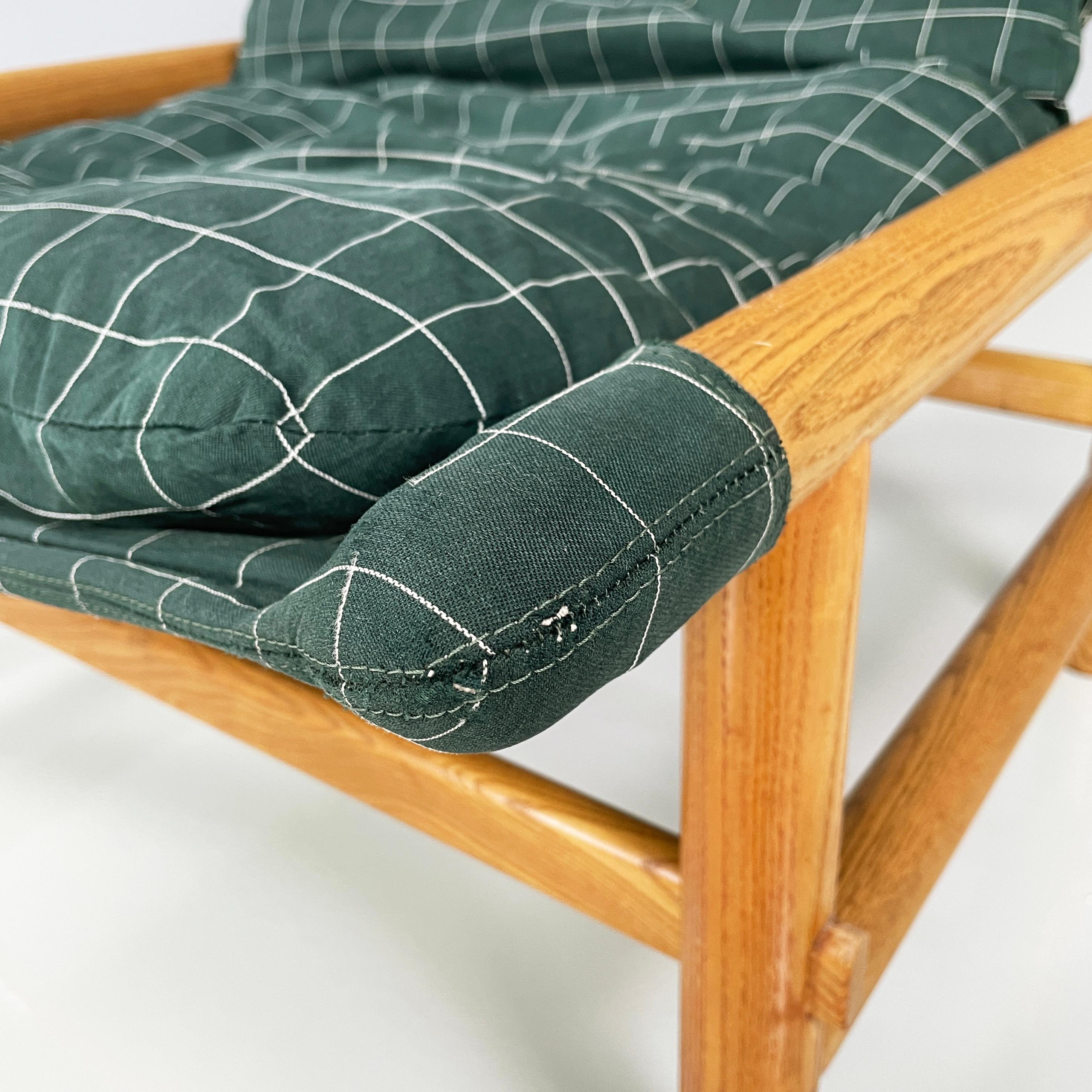 Sillón italiano moderno de mediados de siglo Carmina de Carlo Santi para Arflex, años 70 Tela en venta