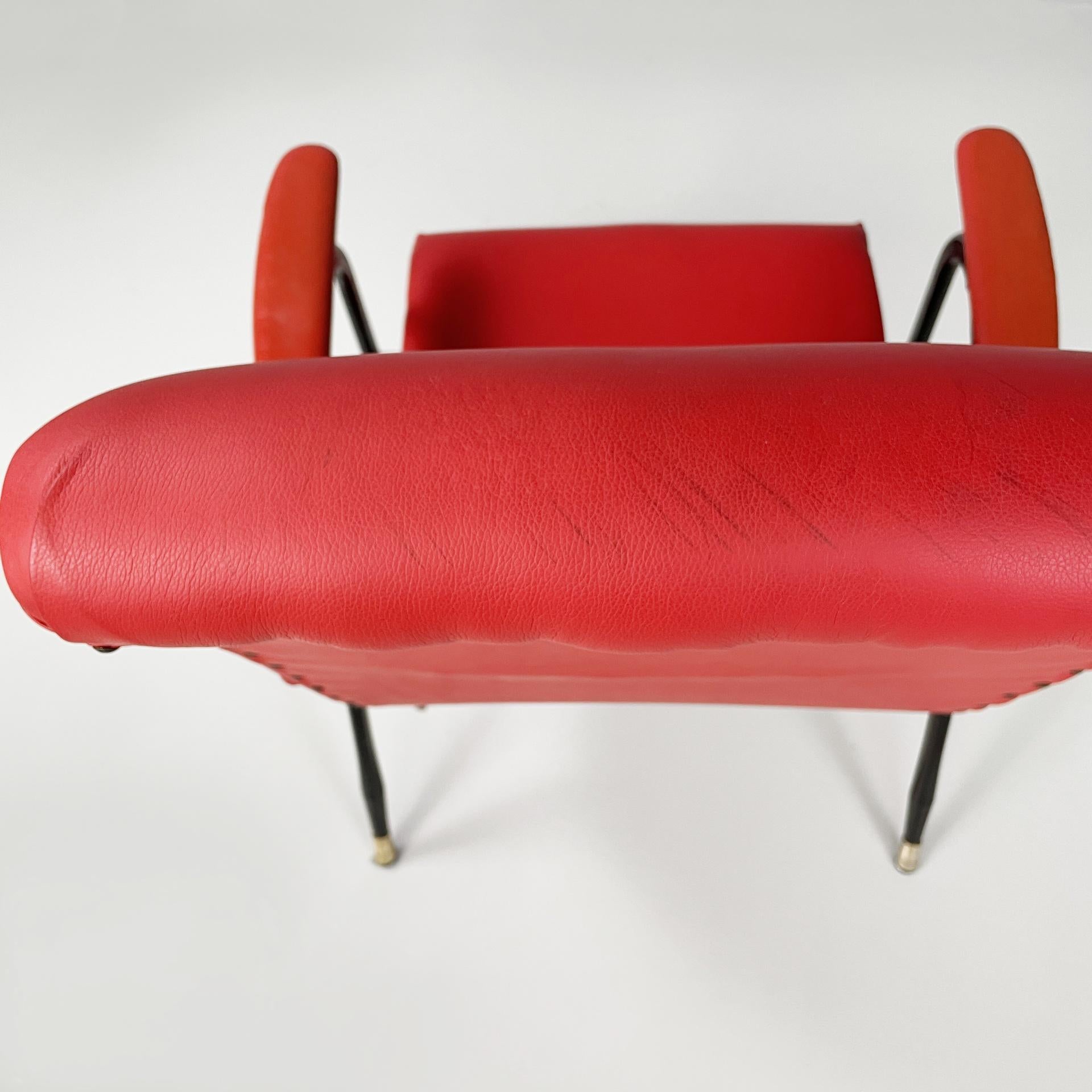 Italian mid-century modern armchair in red sky and black metal, 1960s For Sale 10