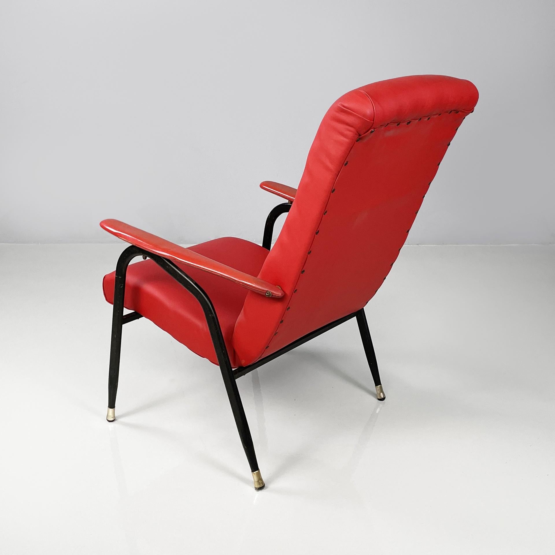 Italian mid-century modern armchair in red sky and black metal, 1960s In Fair Condition For Sale In MIlano, IT