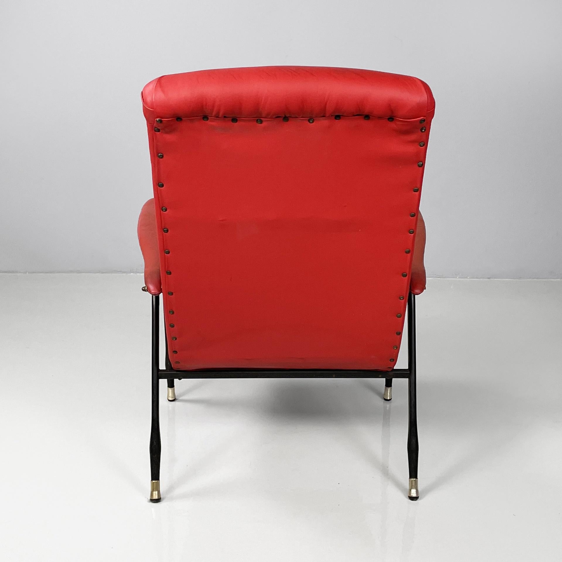 Mid-20th Century Italian mid-century modern armchair in red sky and black metal, 1960s For Sale