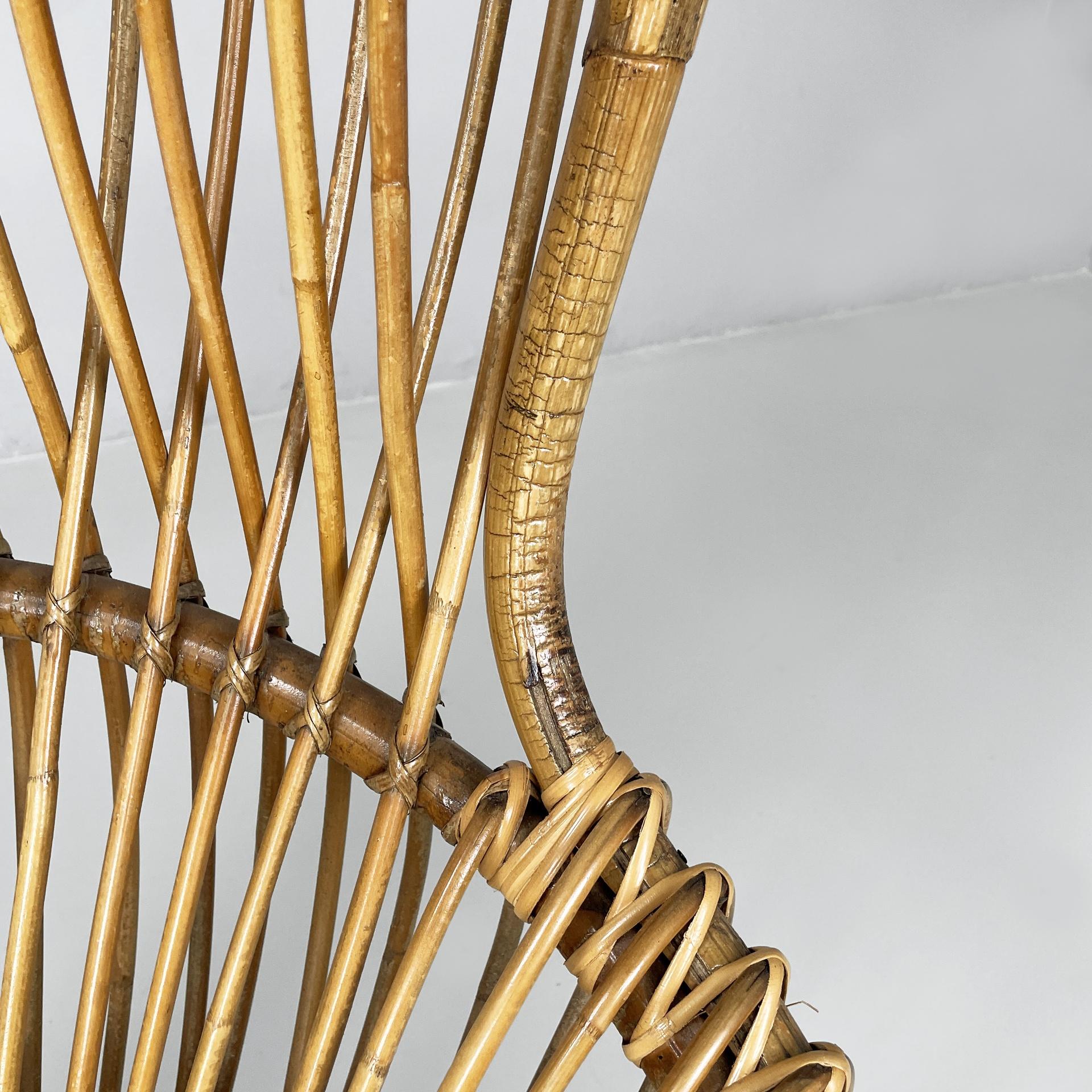 Italian mid-century modern armchair Margherita by Albini for Bonacina, 1960s in vendita 5