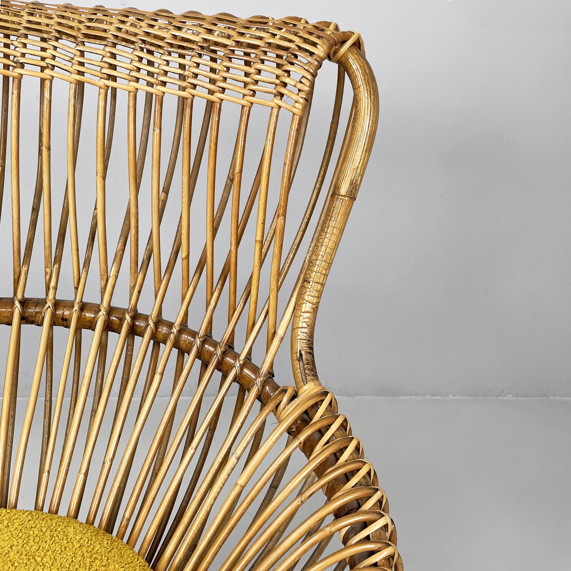 Tessuto Italian mid-century modern armchair Margherita by Albini for Bonacina, 1960s in vendita