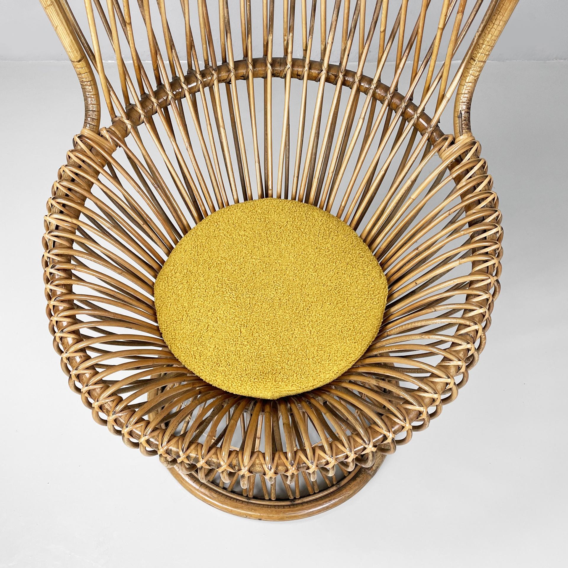 Italian mid-century modern armchair Margherita by Albini for Bonacina, 1960s in vendita 1
