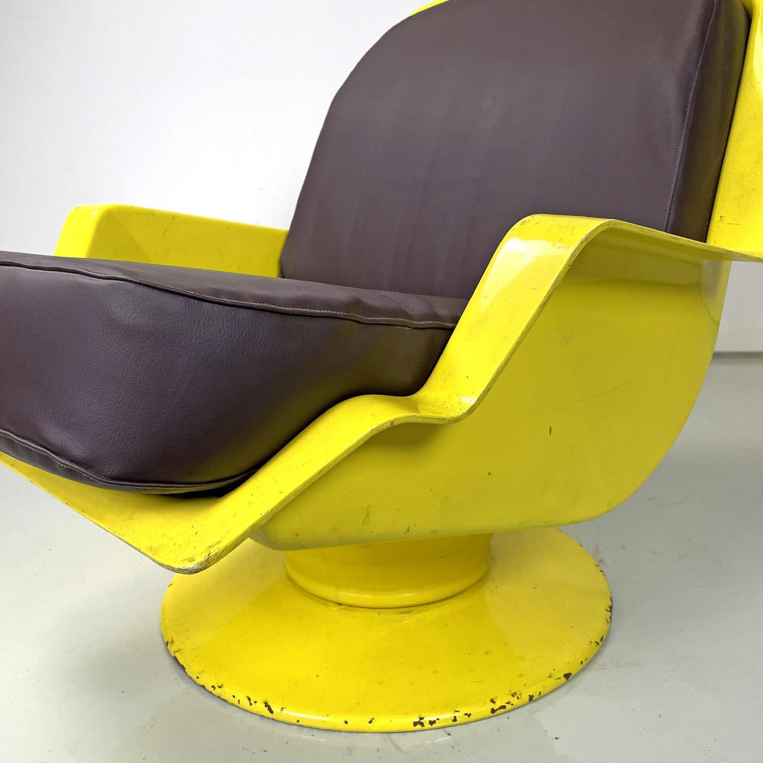 Italian mid-century modern armchair Nike by Richard Neagle for Sormani, 1960s For Sale 3