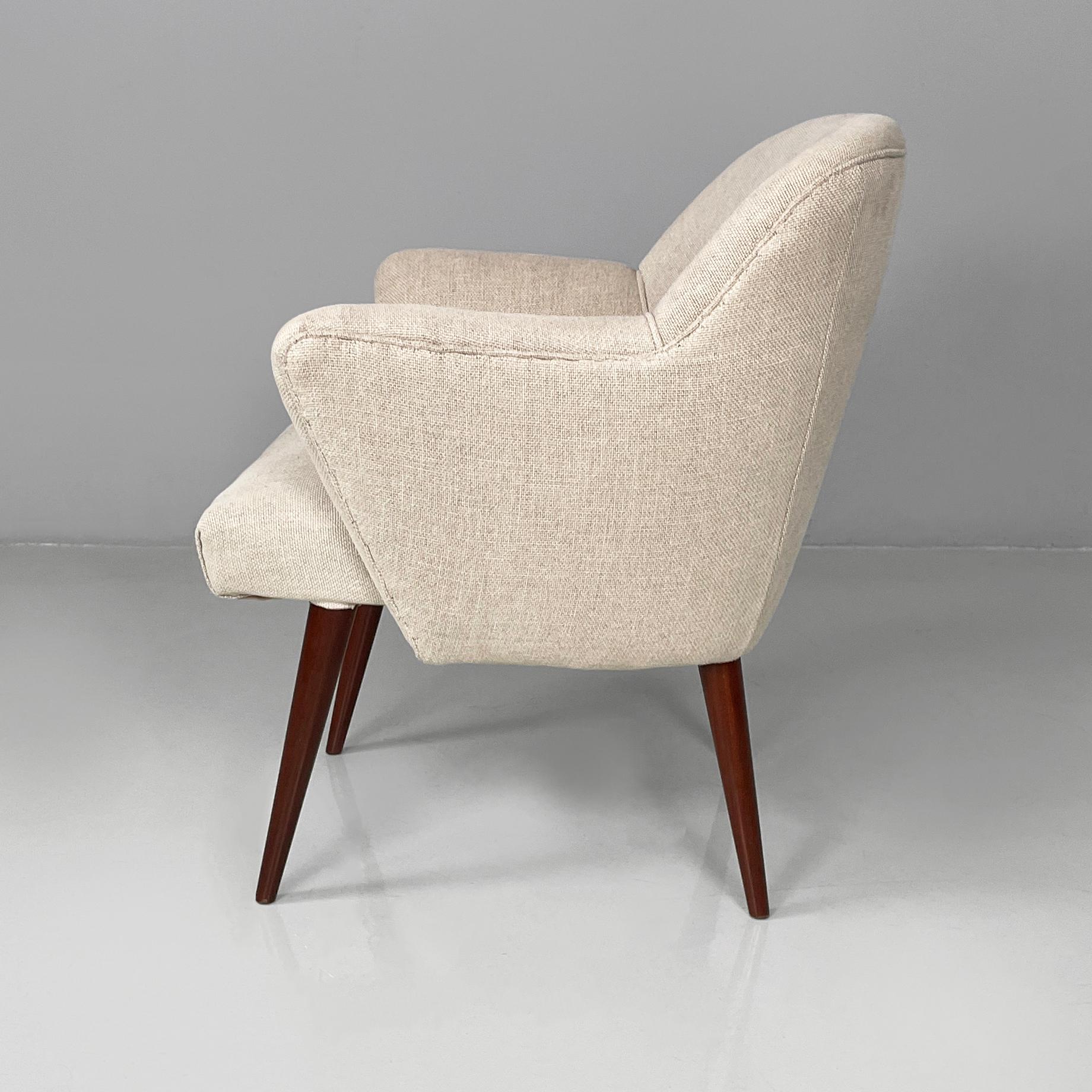 Mid-Century moderno Poltrone italiane della metà del secolo scorso in tessuto e legno, anni '40 in vendita