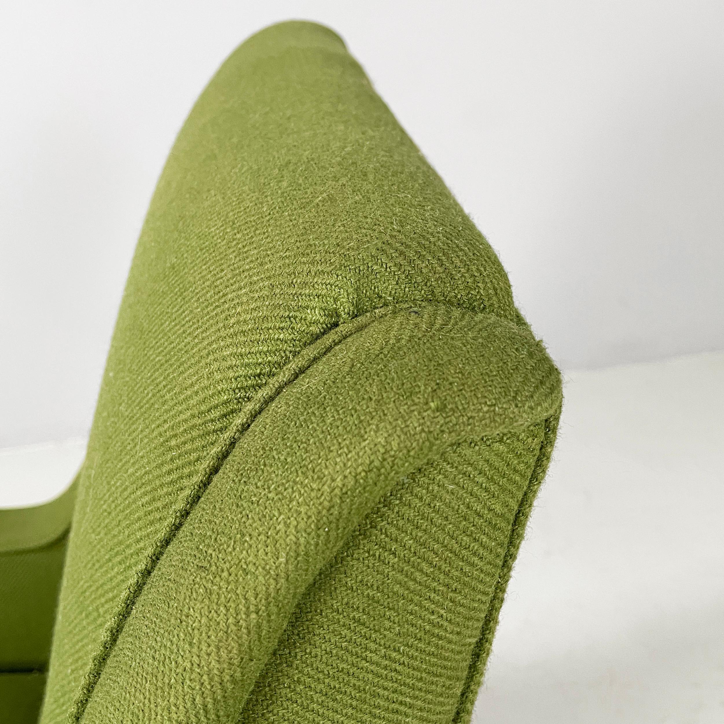 Italian mid-century modern armchairs in green fabric, black metal, brass, 1950s in vendita 6