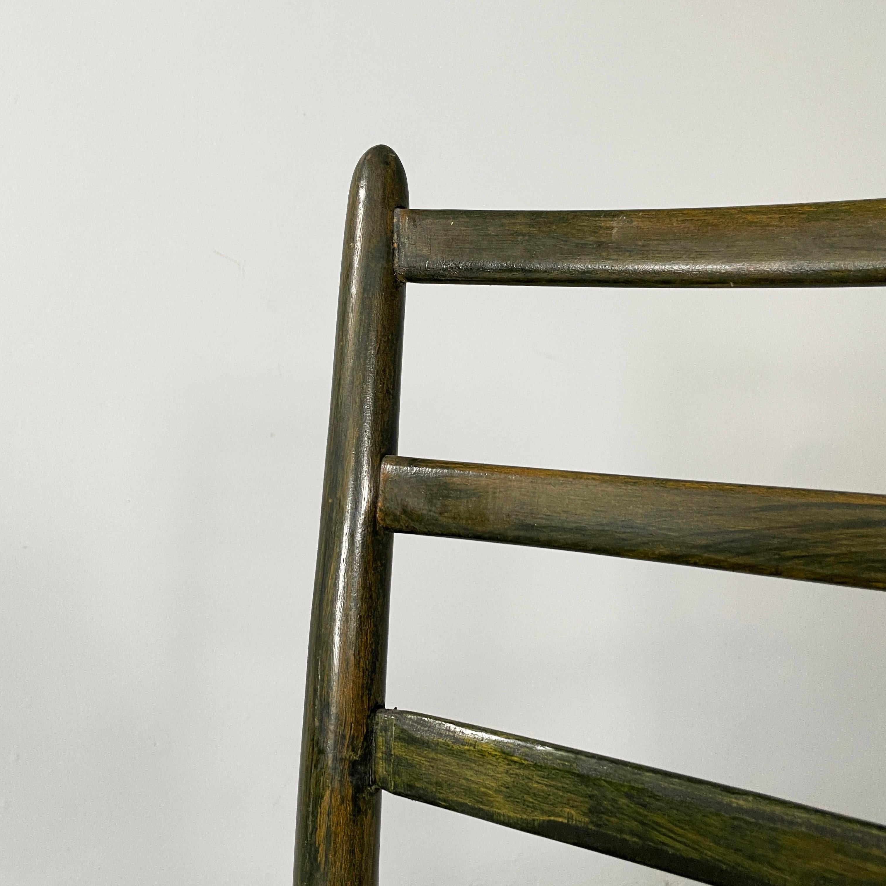 Italian mid-century modern armchairs in green wood and straw, 1930s For Sale 4