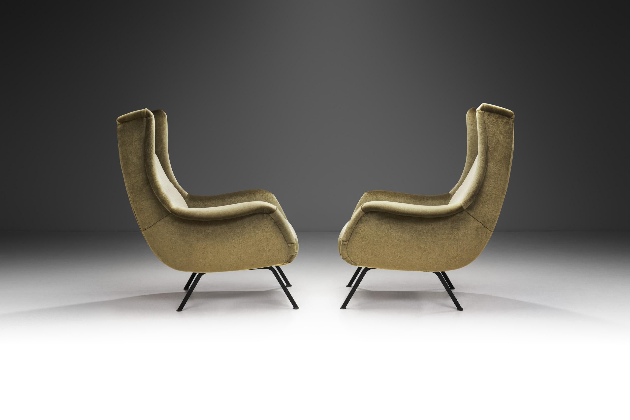 Mid-20th Century Italian Mid-Century Modern Armchairs in Velvet with Steel Frames, Italy 1960s For Sale