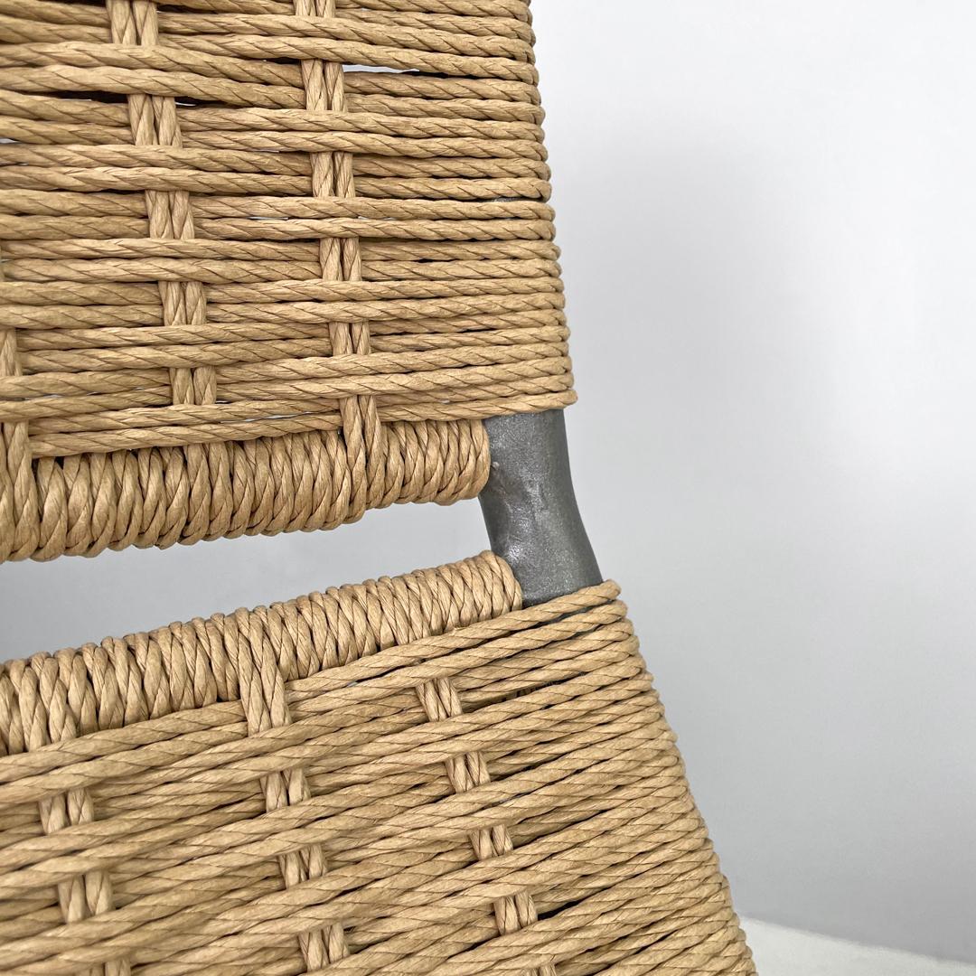 Poltrone italiane di metà secolo moderno con struttura in metallo e corda beige, anni '60 in vendita 7